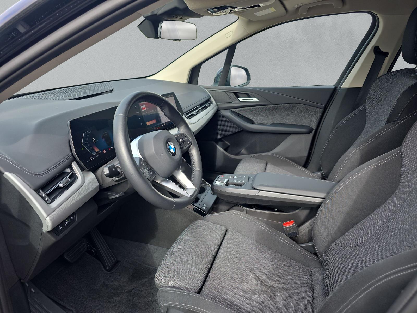 BMW 218d Active Tourer U06 (CH) AHK 1.4T - 11