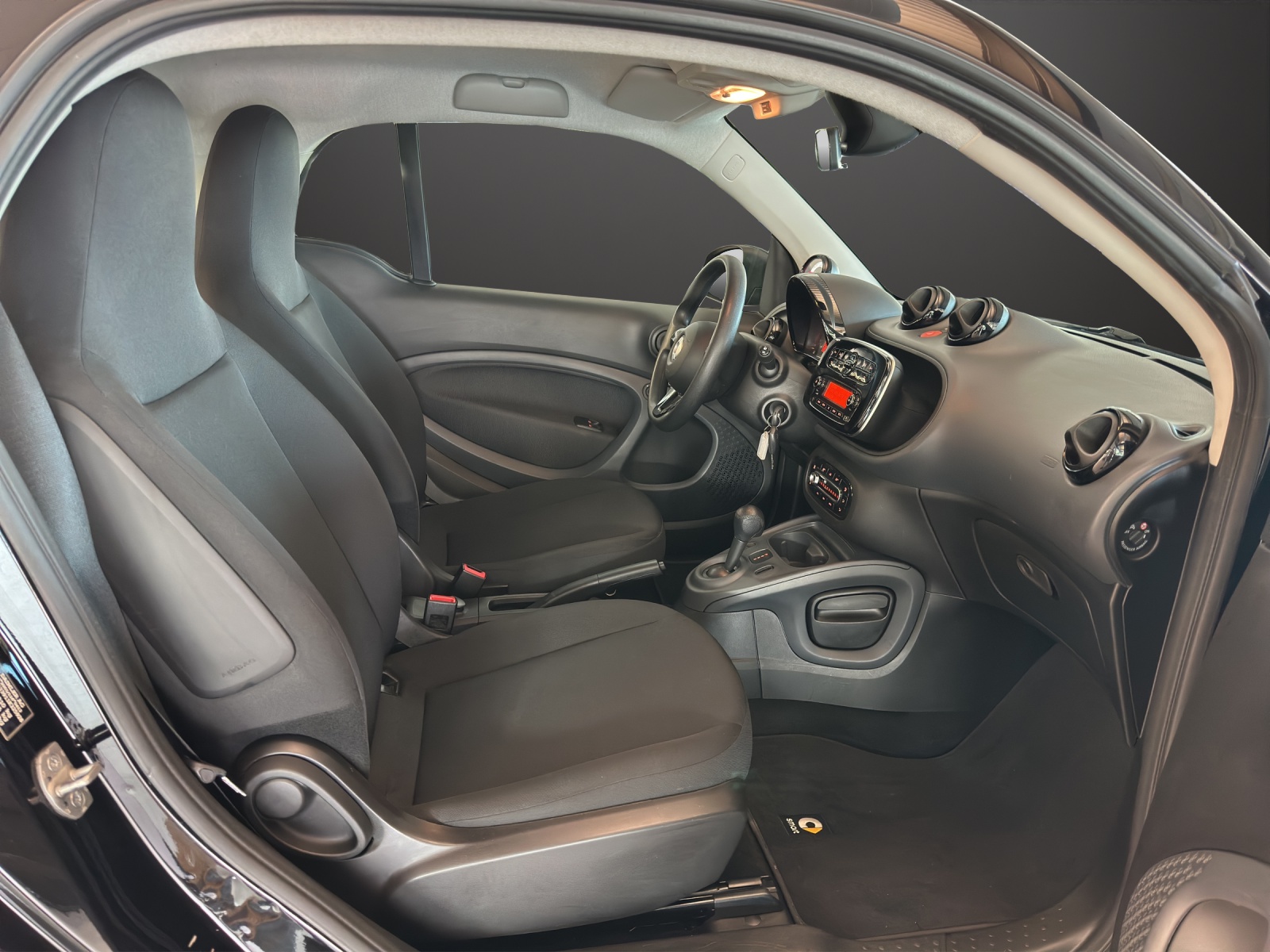SMART fortwo EQ - 11