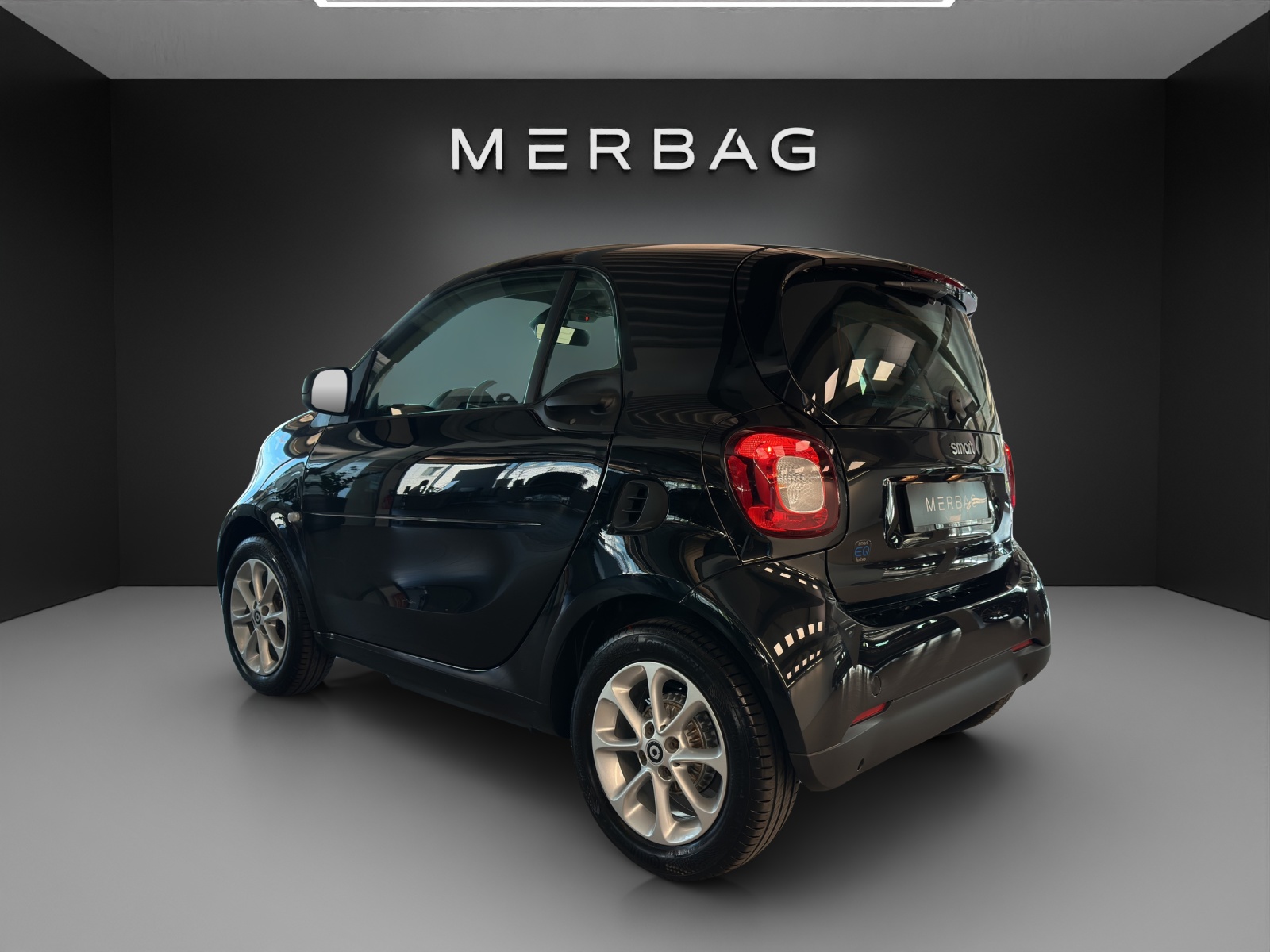SMART fortwo EQ - 4