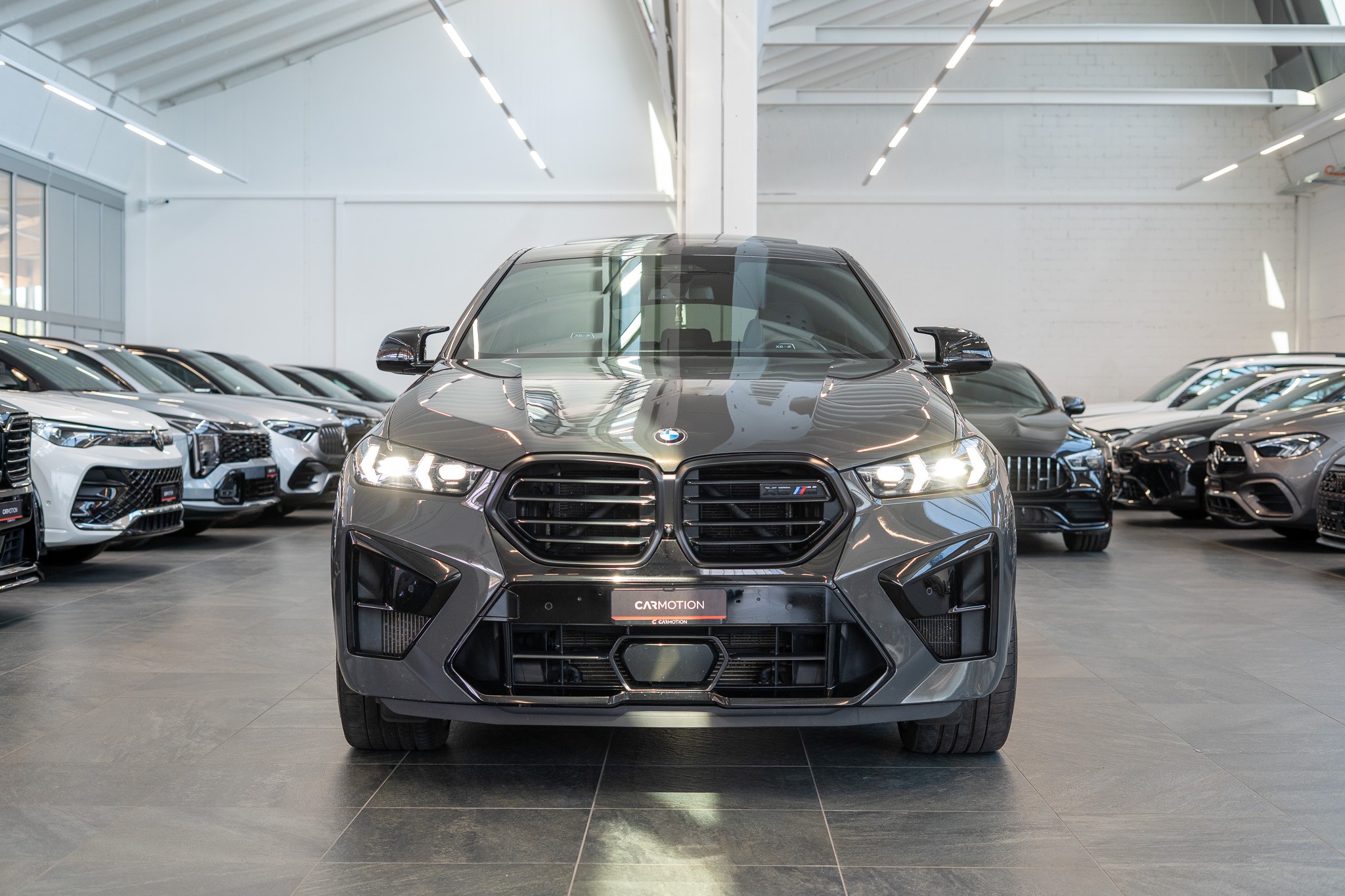 X6 M Competition / Panorama-Schiebedach / Head-Up Display / 360° Kamera / Bowers & Wilkins Sound