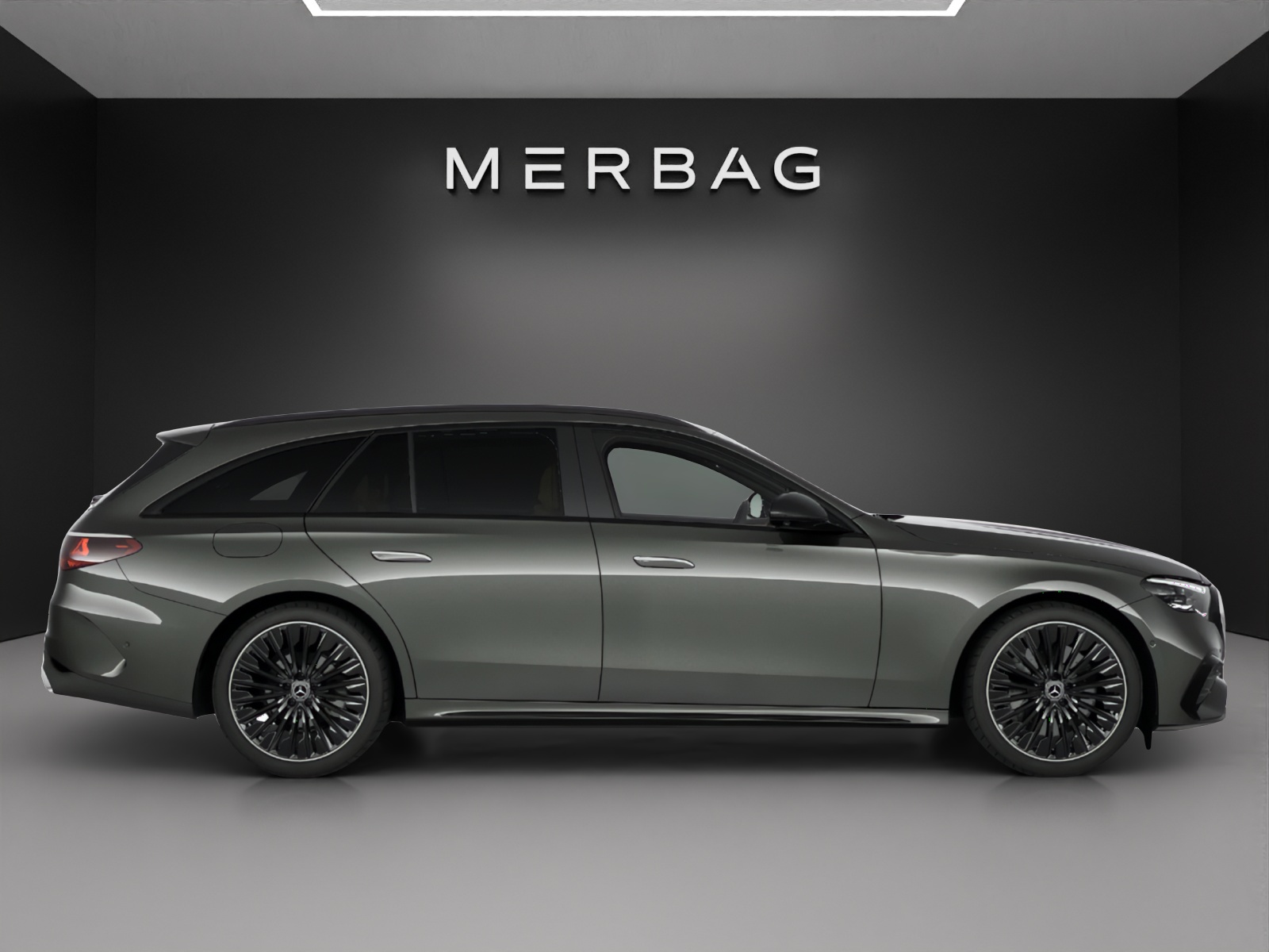 MERCEDES-BENZ E 220 d T 4Matic 9G-Tronic - 4