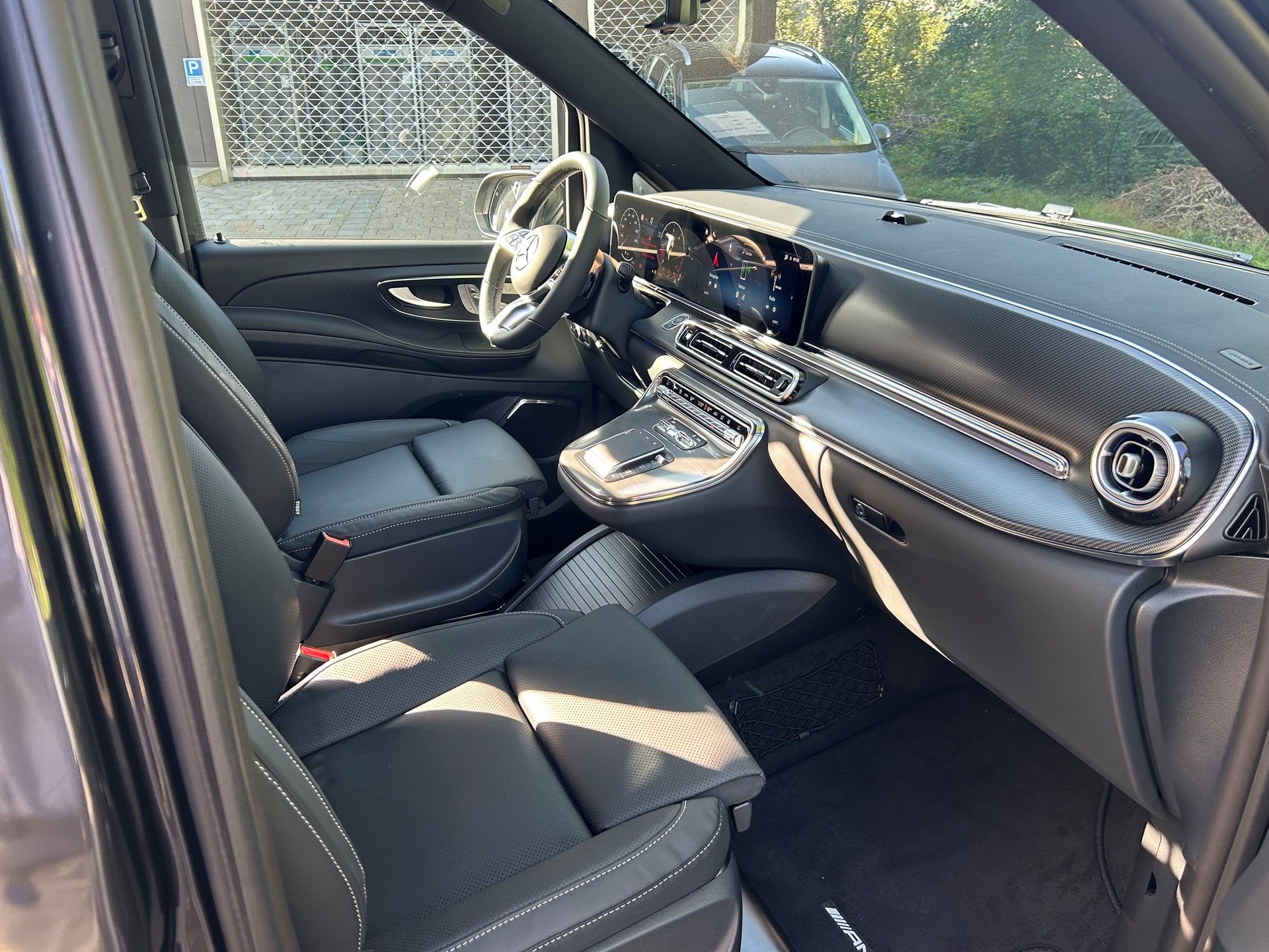 MERCEDES-BENZ V 300 d lang 4Matic Swiss Edition 9G-Tronic - 14