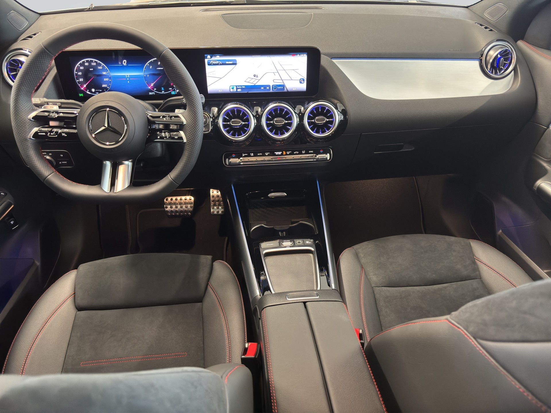 MERCEDES-BENZ GLA 220d 4Matic 8G-DCTSwiss Star - 10