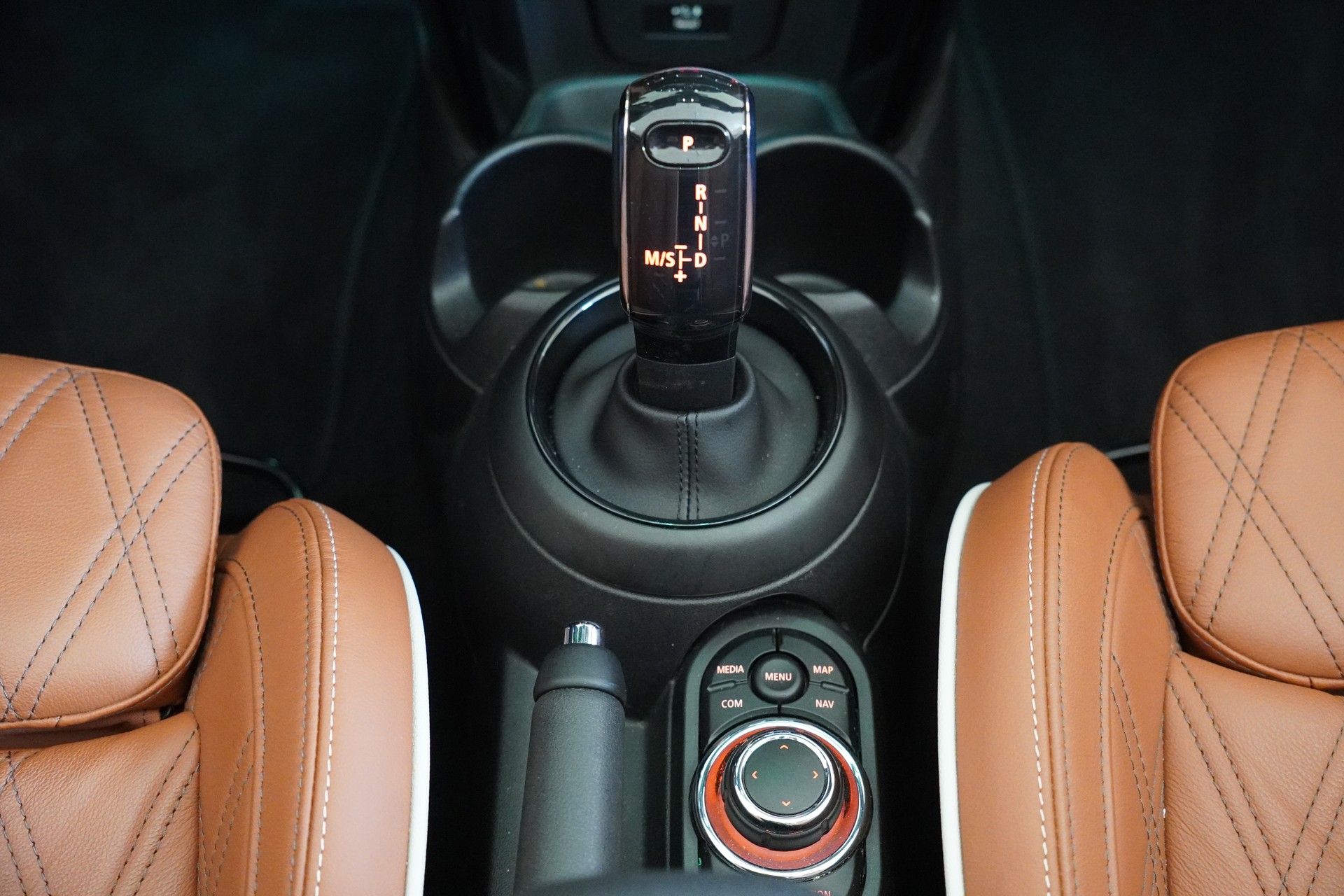 MINI Cooper Cabriolet DKG - 28