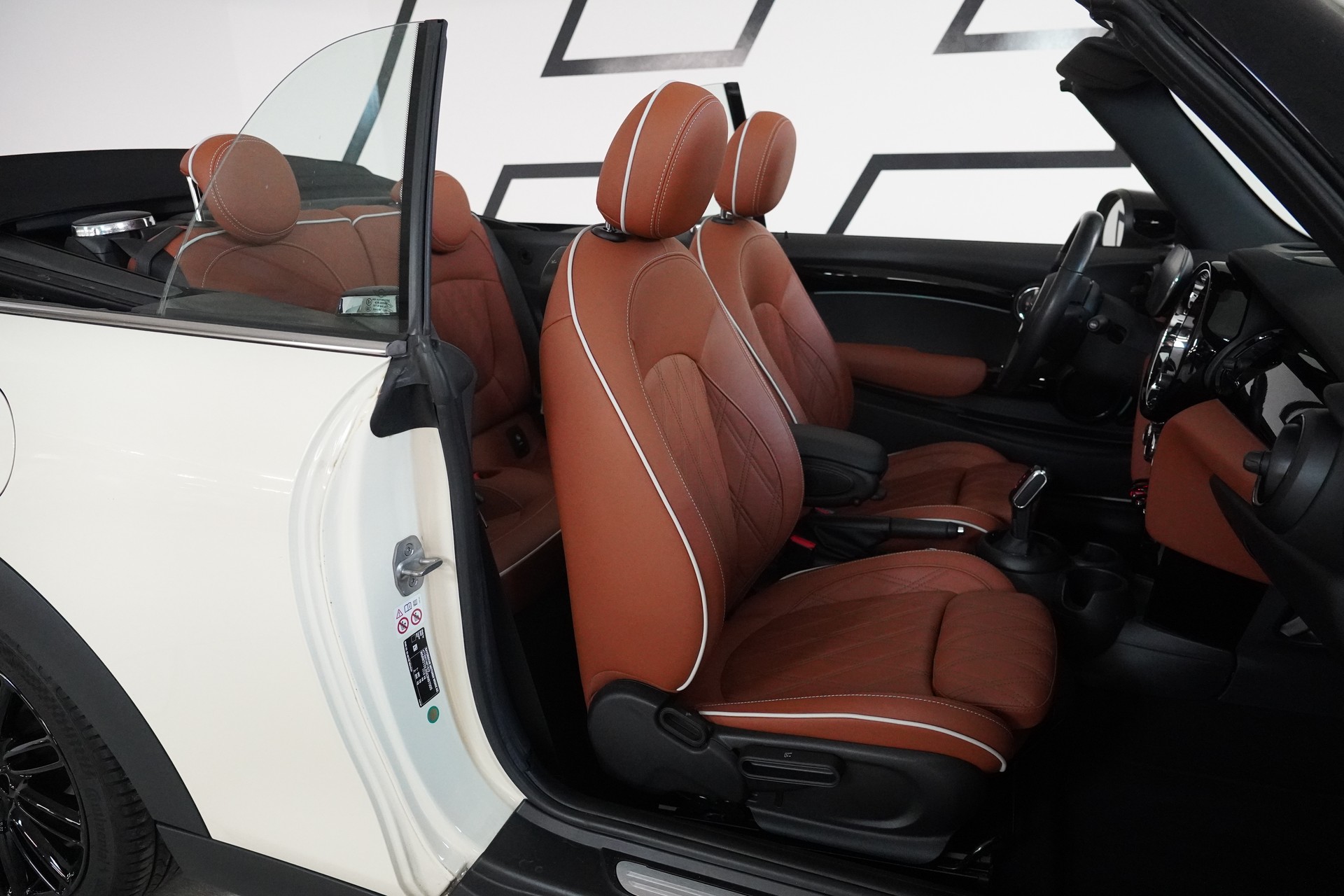 MINI Cooper Cabriolet DKG - 23