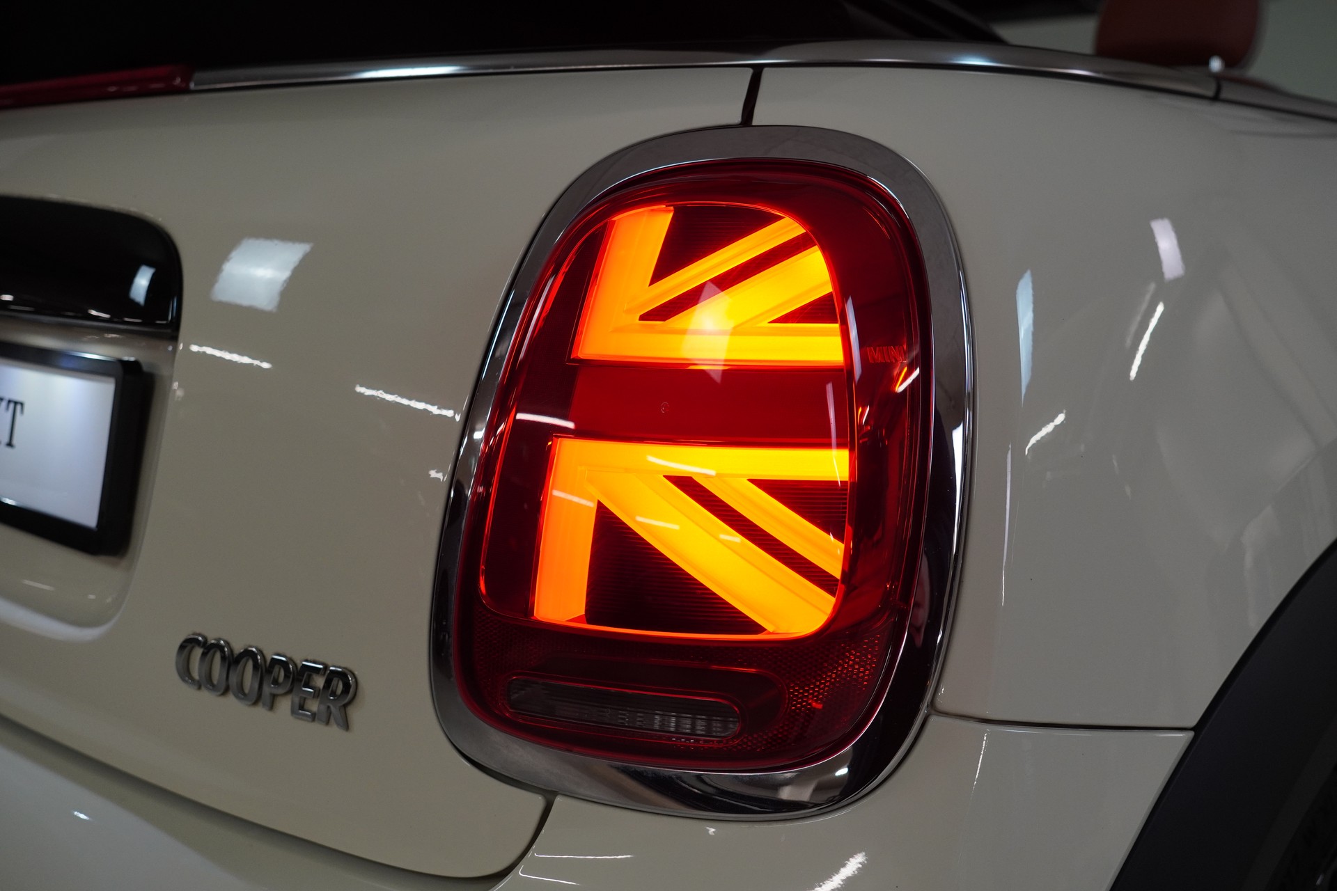 MINI Cooper Cabriolet DKG - 24