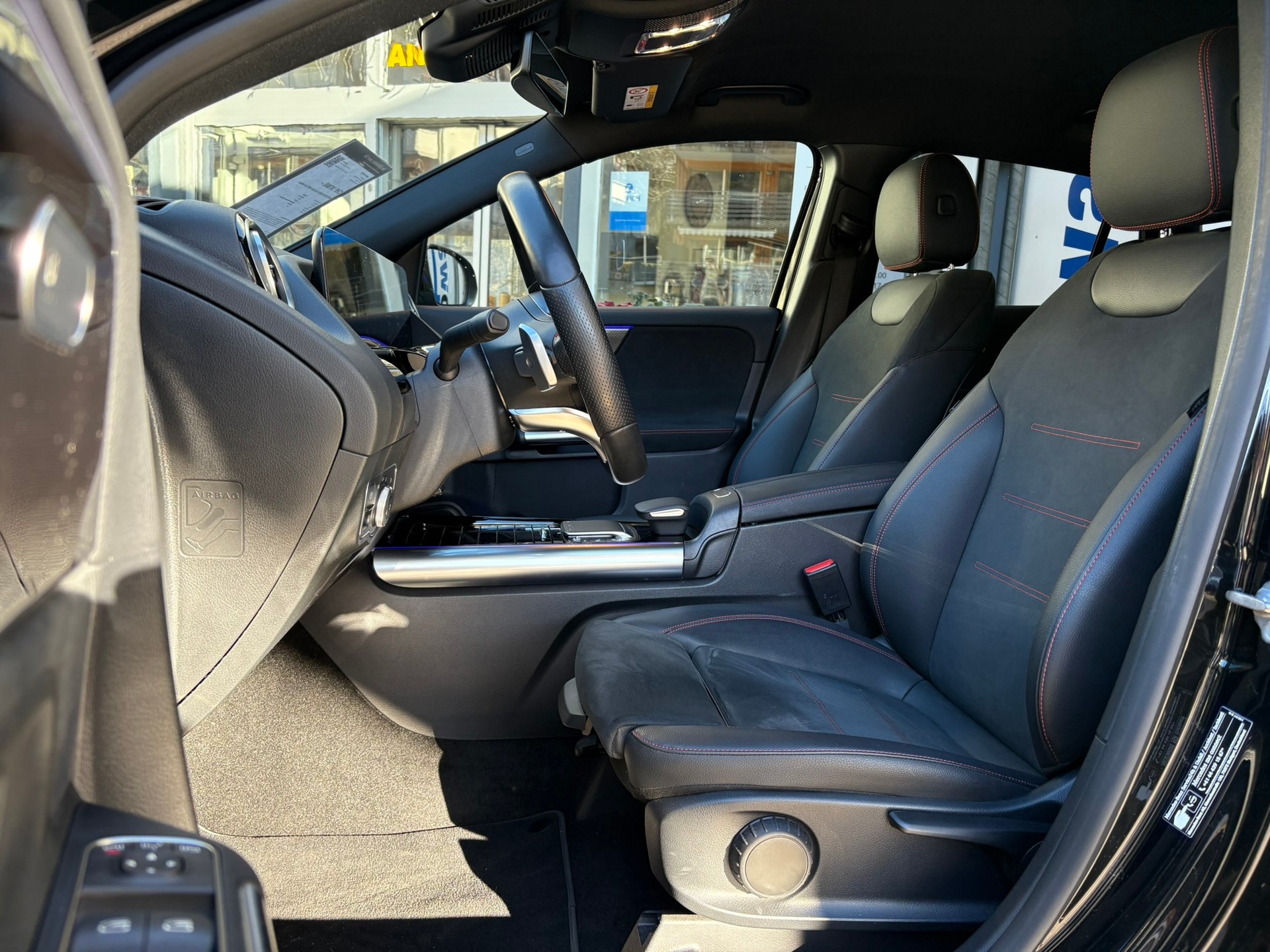 MERCEDES-BENZ GLA 250 AMG Line 4Matic - 7