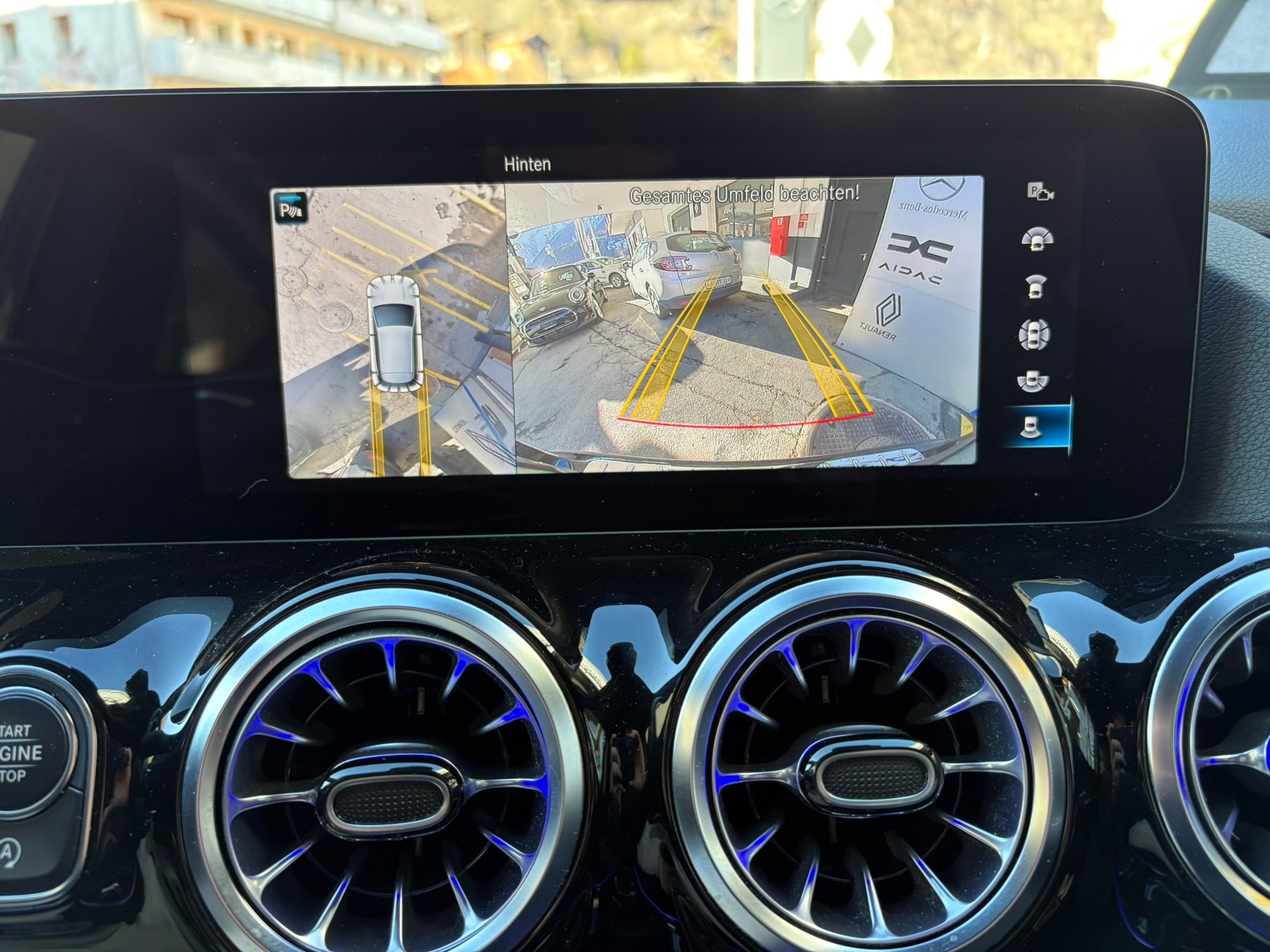 MERCEDES-BENZ GLA 250 AMG Line 4Matic - 9