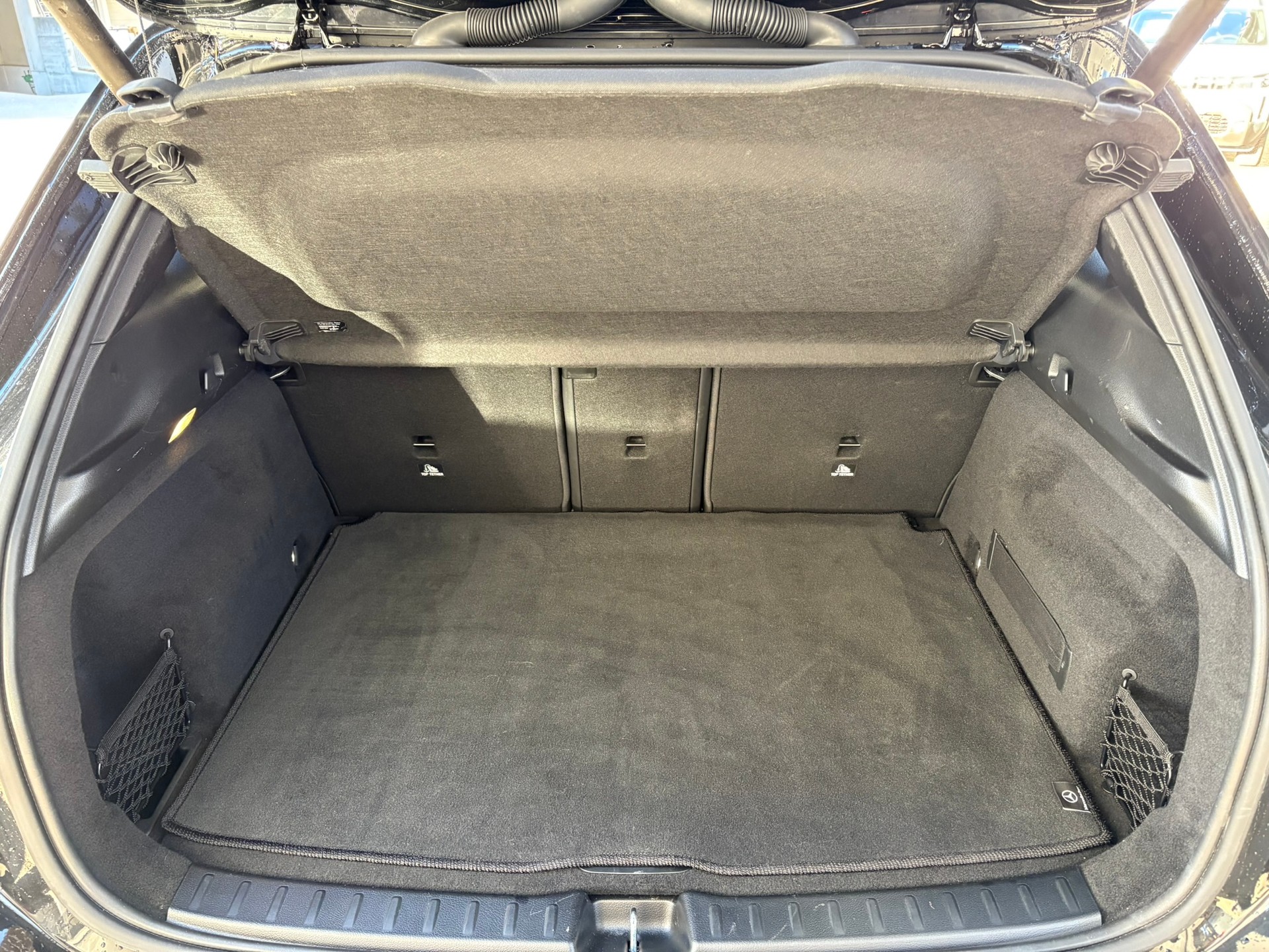 MERCEDES-BENZ GLA 250 AMG Line 4Matic - 12