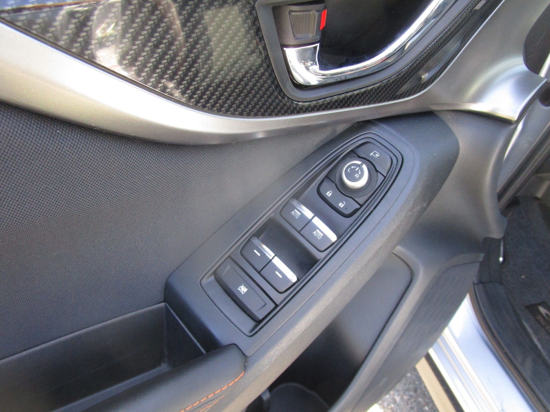 SUBARU XV 2.0 Swiss Plus AWD Lineartronic - 9