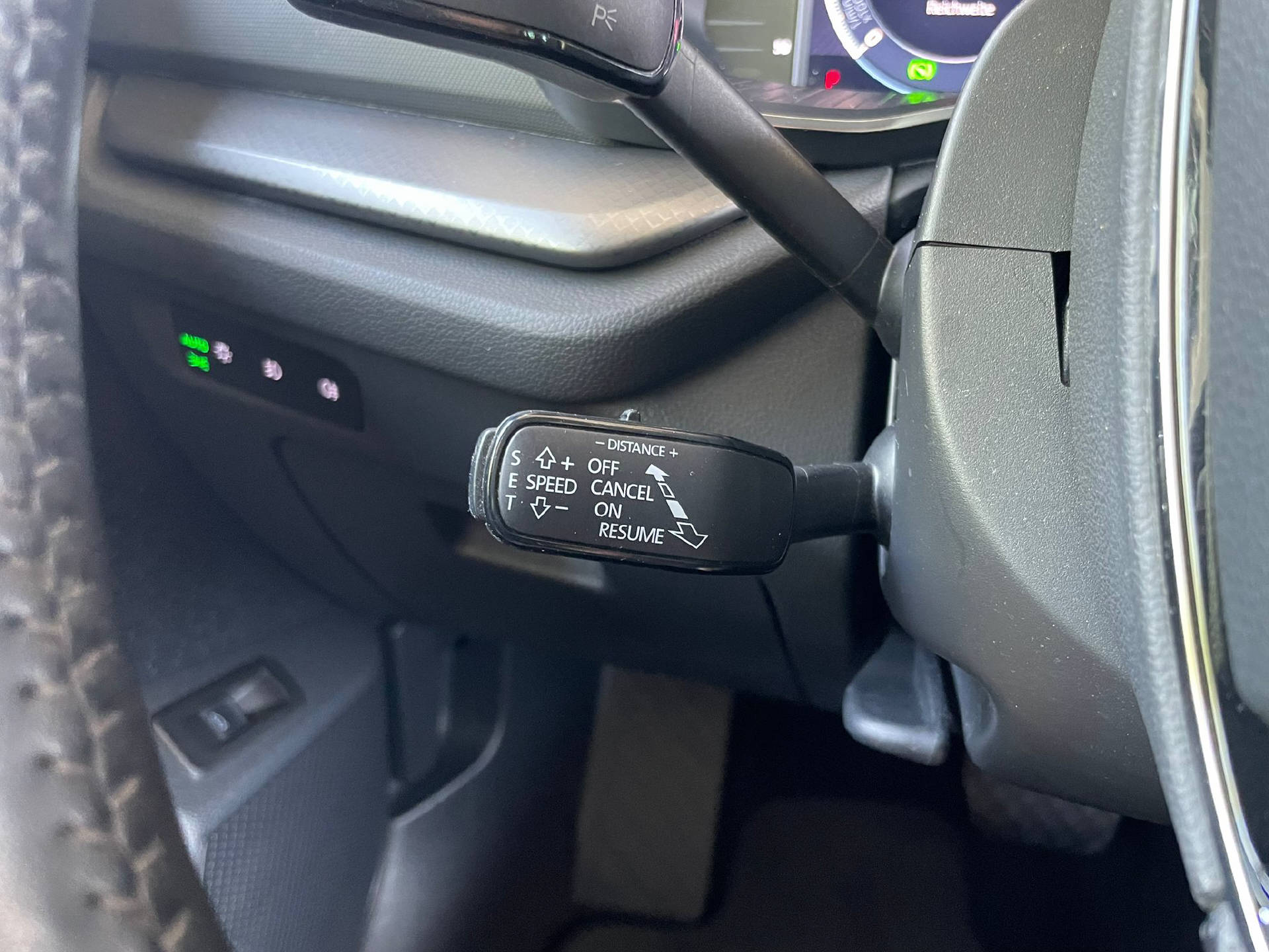 SKODA Octavia Combi 2.0 TDI Ambition 4×4 DSG-9