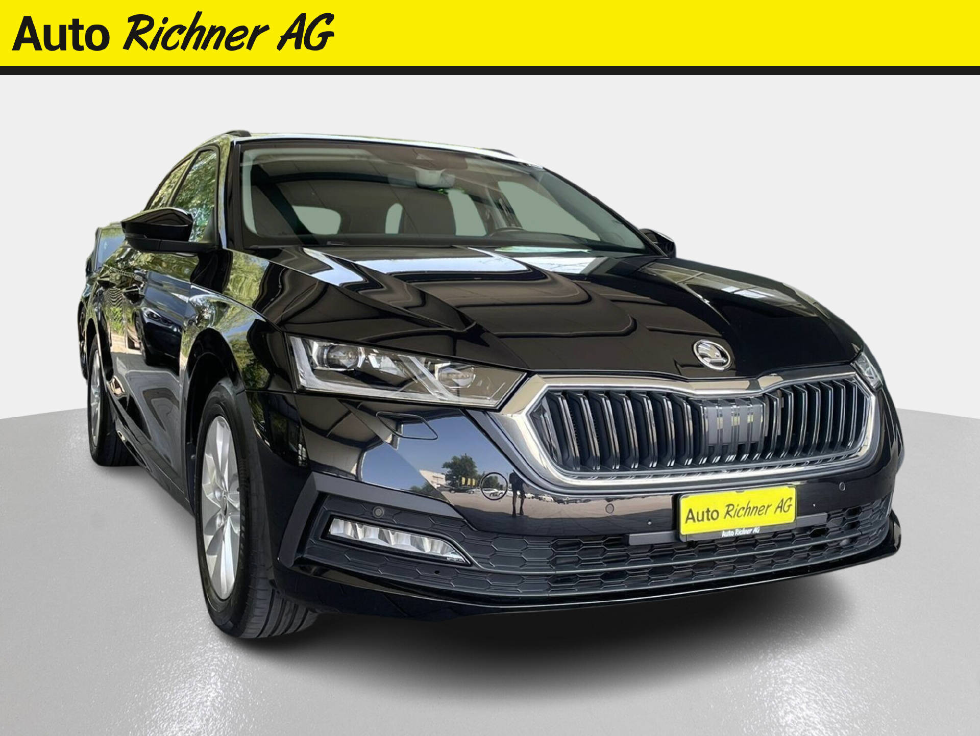 SKODA Octavia Combi 2.0 TDI Ambition 4×4 DSG-0