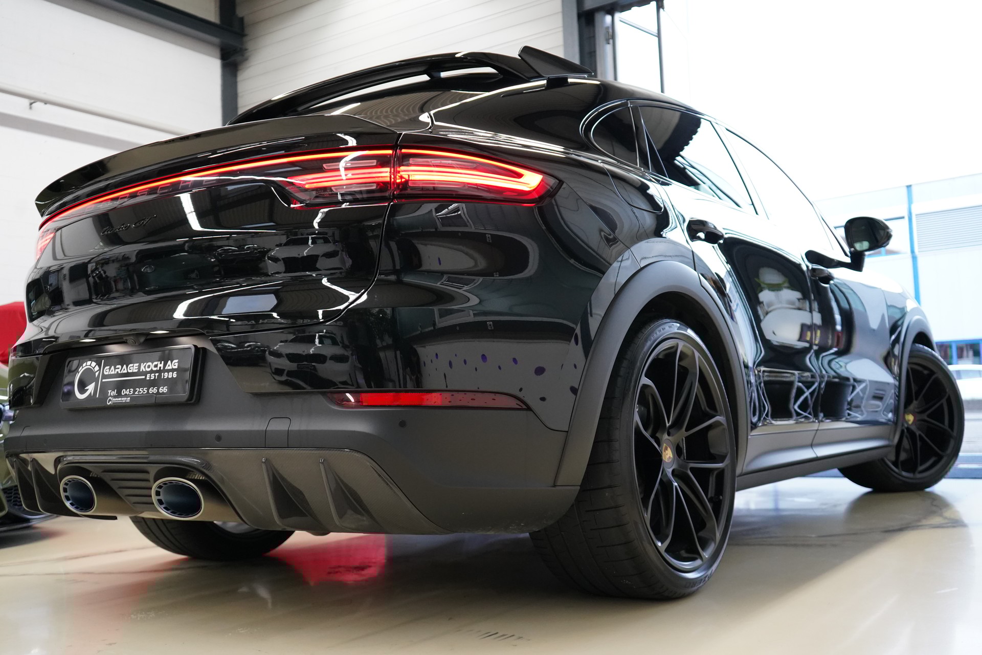 PORSCHE Cayenne Turbo GT - 6