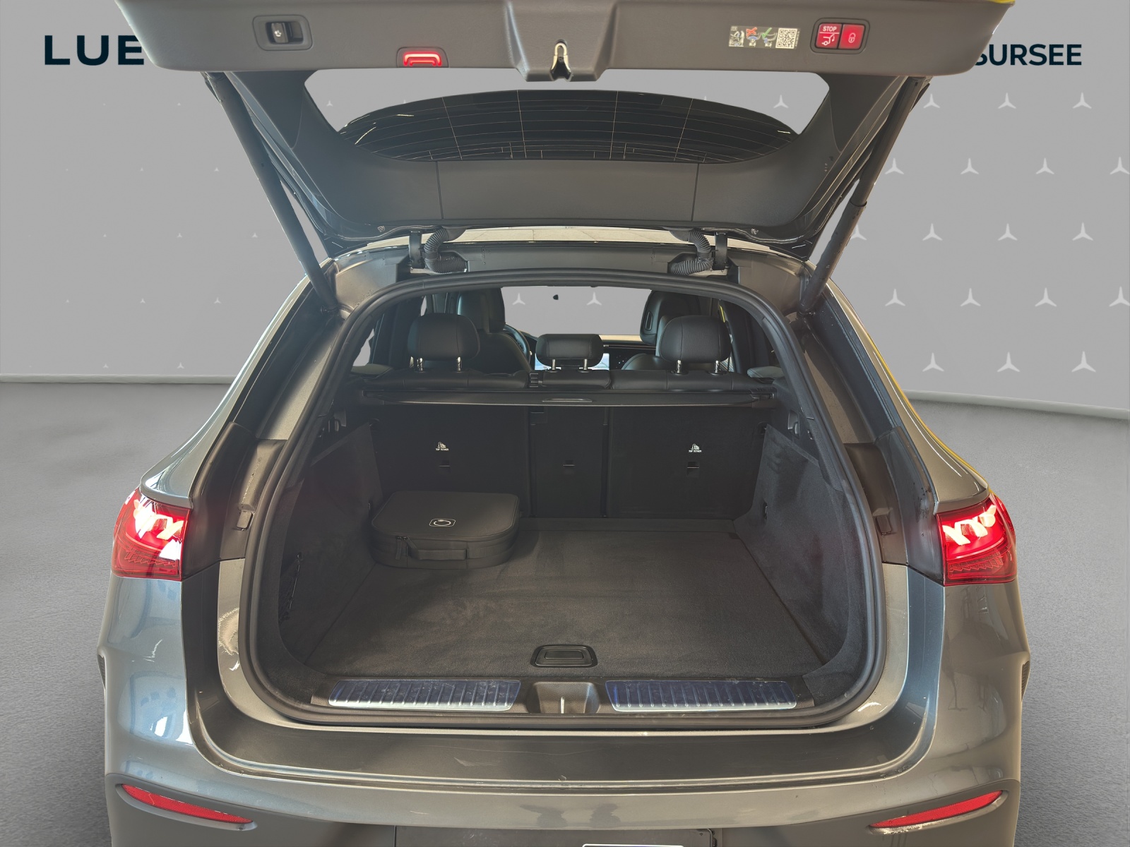 MERCEDES-BENZ EQE SUV 500 4 Matic Executive Edition - 15