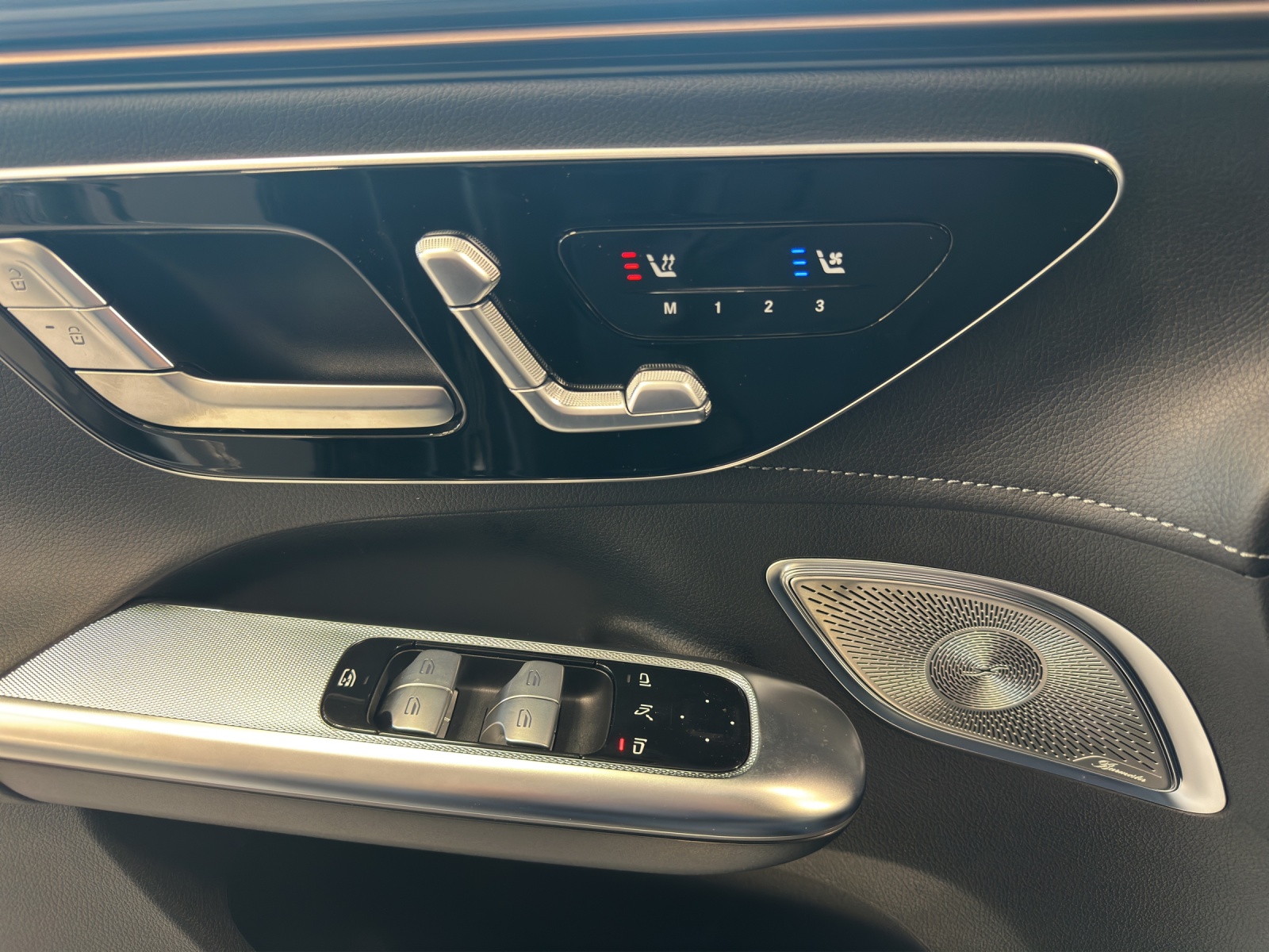 MERCEDES-BENZ EQE SUV 500 4 Matic Executive Edition - 13