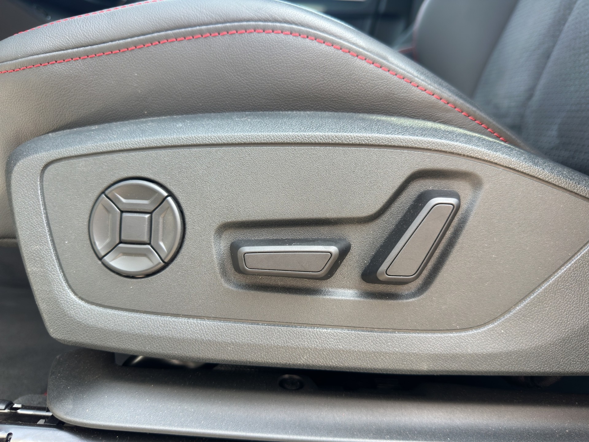 AUDI Q3 40 TFSI S line quattro S-tronic - 19