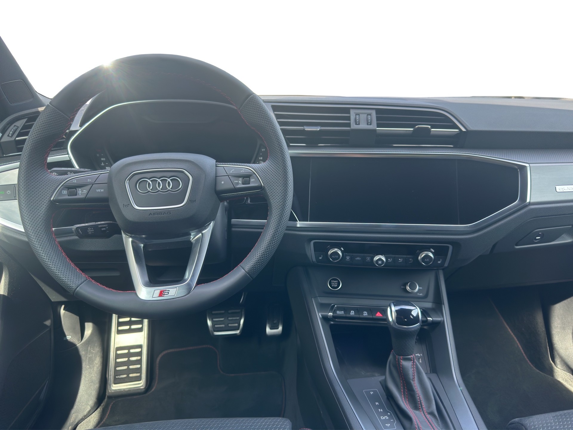 AUDI Q3 40 TFSI S line quattro S-tronic - 12