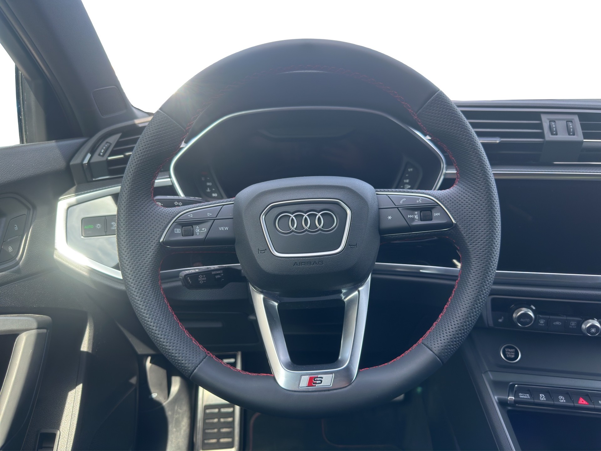 AUDI Q3 40 TFSI S line quattro S-tronic - 13