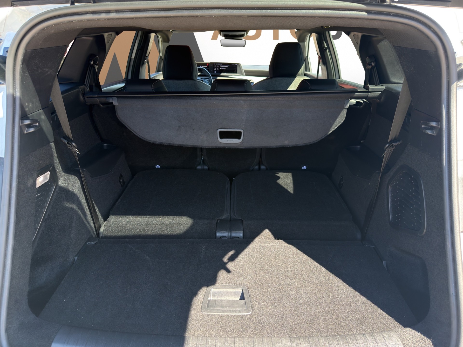 PEUGEOT 5008 145 Hybrid e-DCS6 Allure - 26