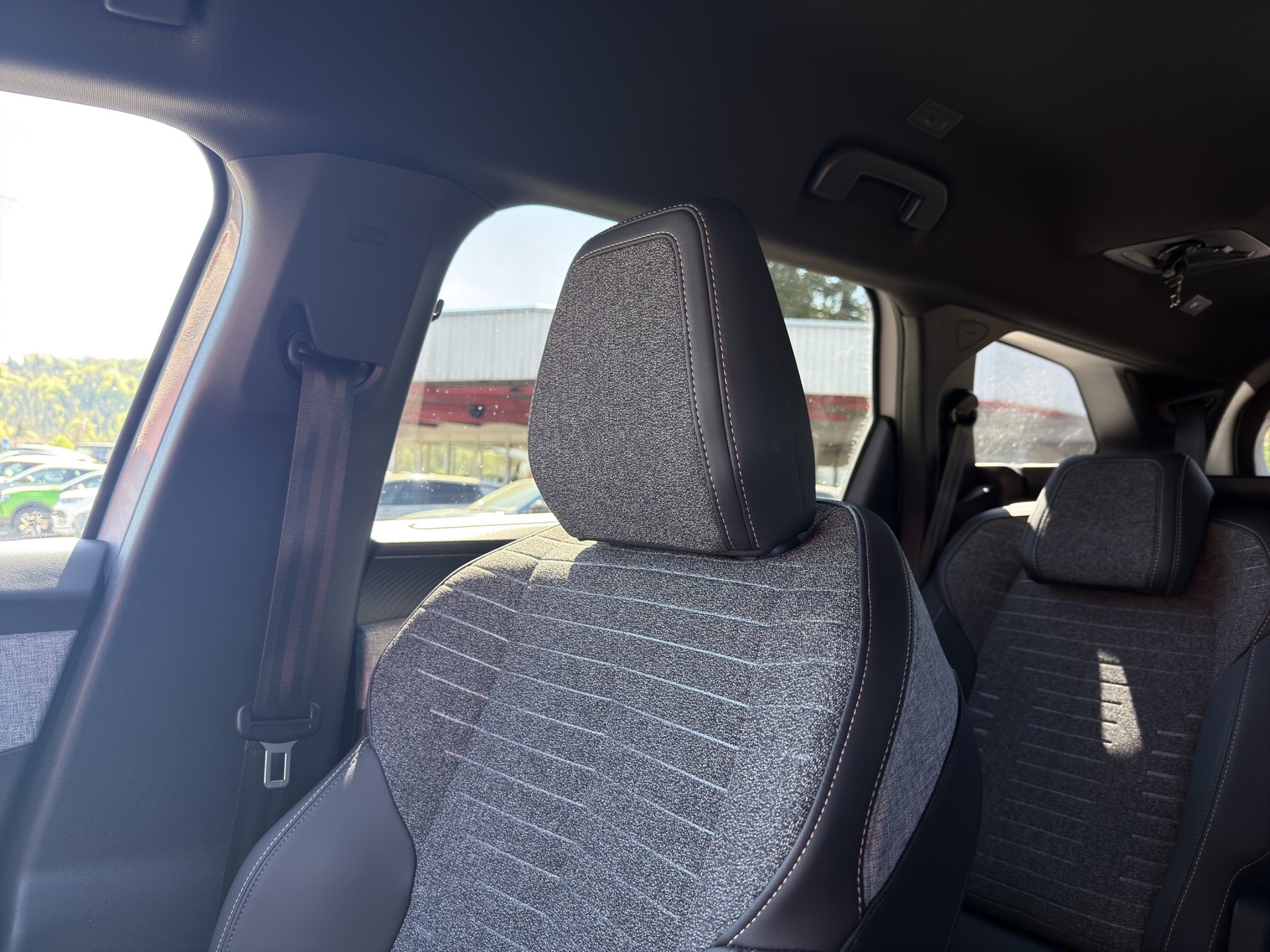 PEUGEOT 5008 145 Hybrid e-DCS6 Allure - 42