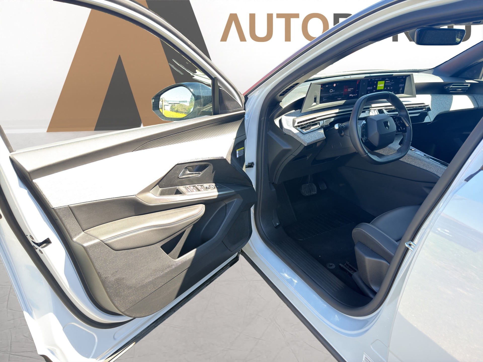 PEUGEOT 5008 145 Hybrid e-DCS6 Allure - 10