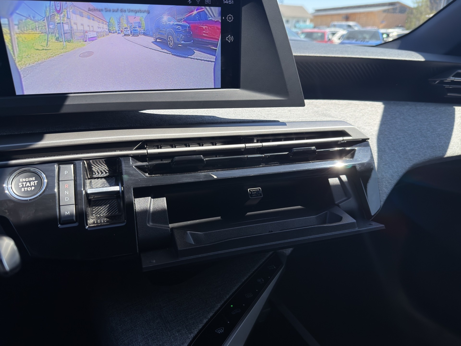 PEUGEOT 5008 145 Hybrid e-DCS6 Allure - 47