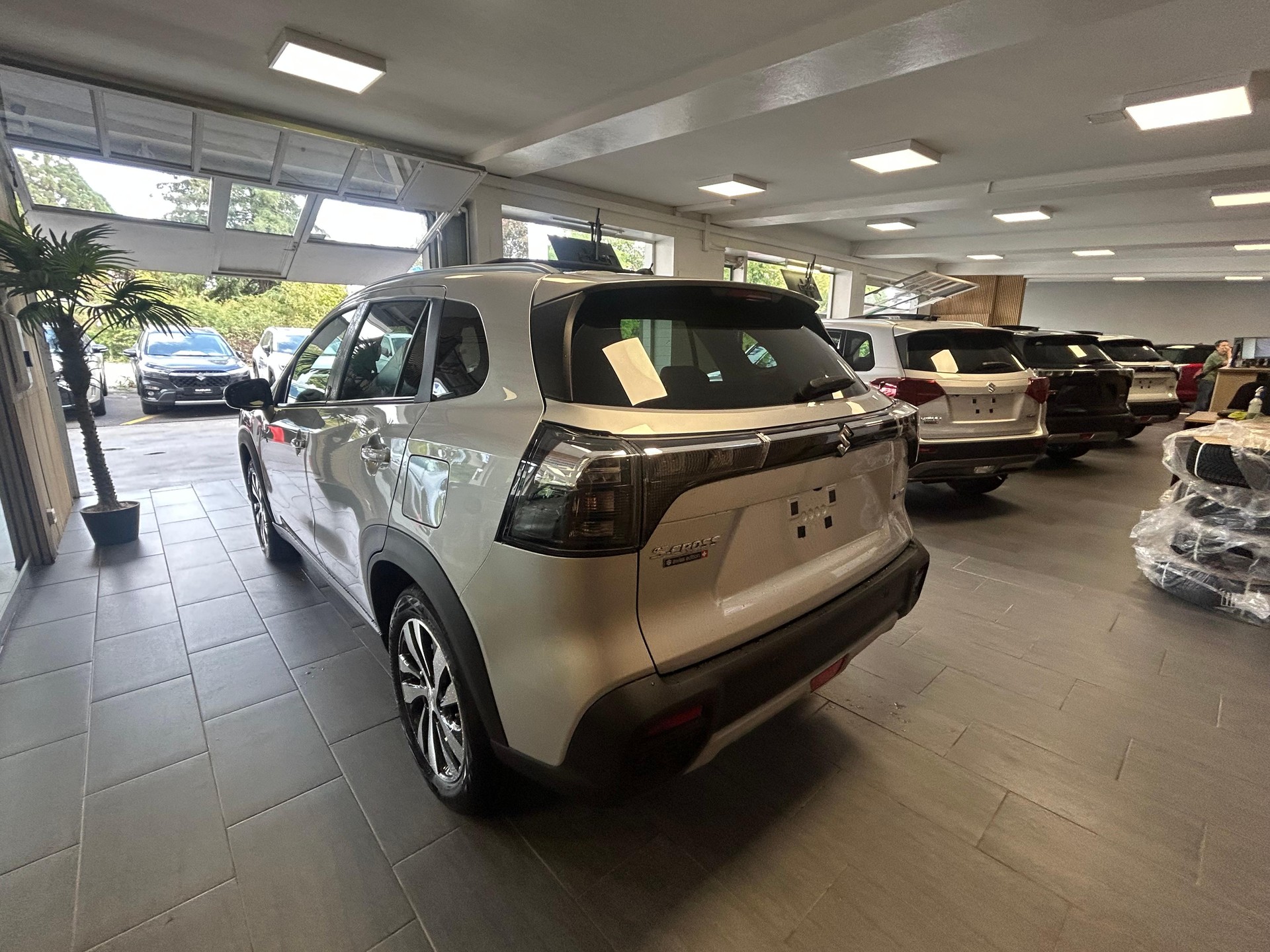 SUZUKI S-Cross 1.4 T Piz Sulai Top Hybrid 4x4 4 ROUES HIVER OFFERT - 6