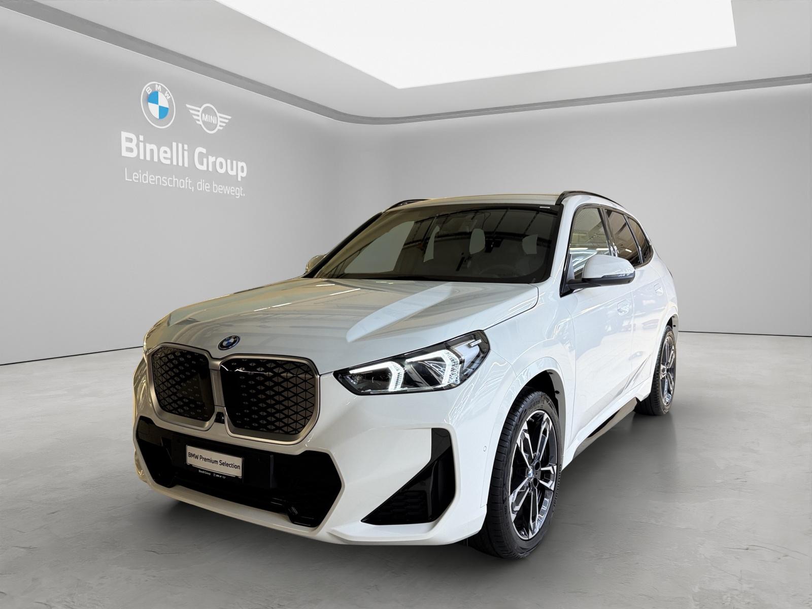iX1 30 xDrive M-SportPaket