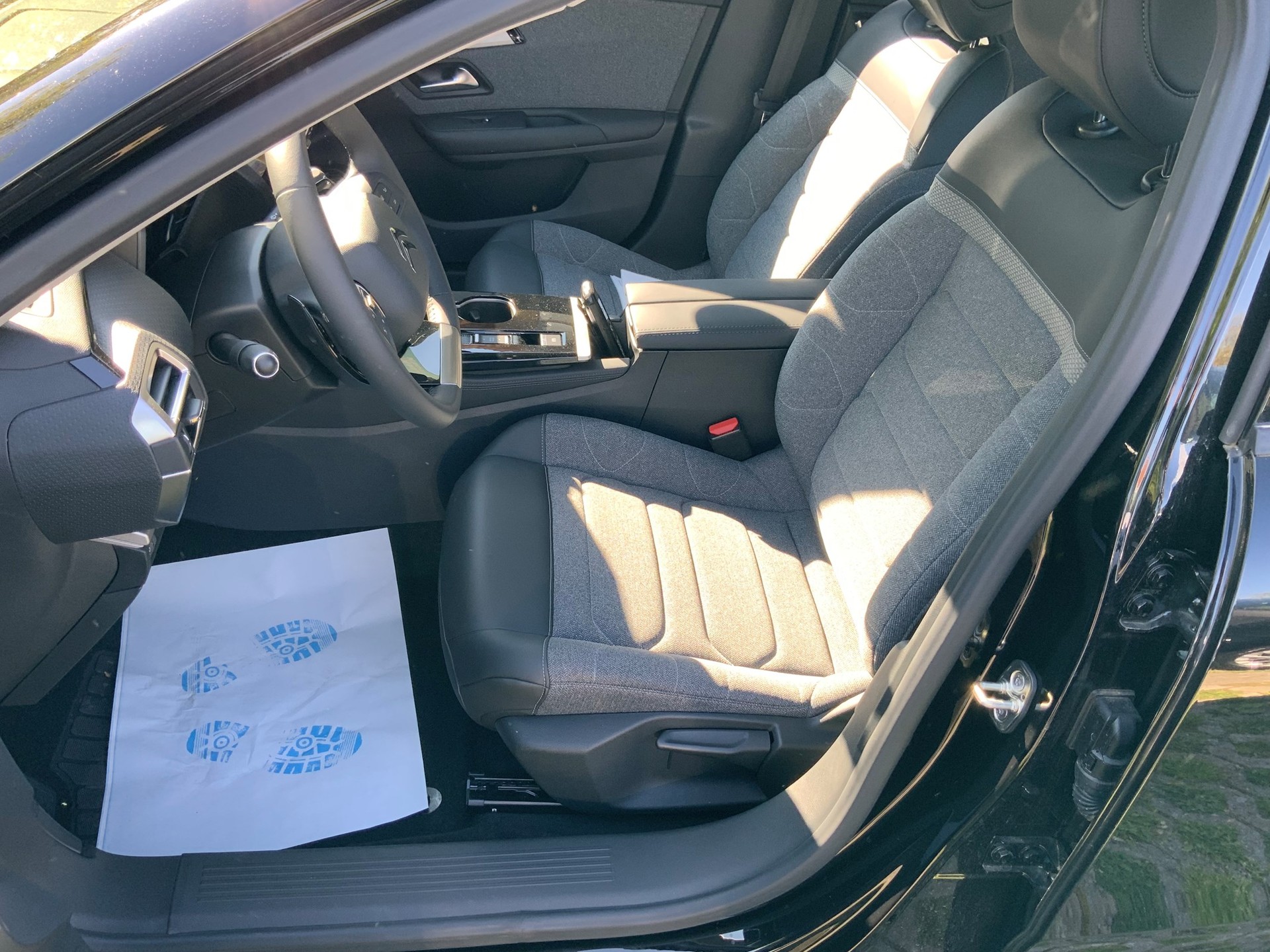 CITROEN C5 X 1.6i PHEV Swiss Edition e-EAT8 - 9