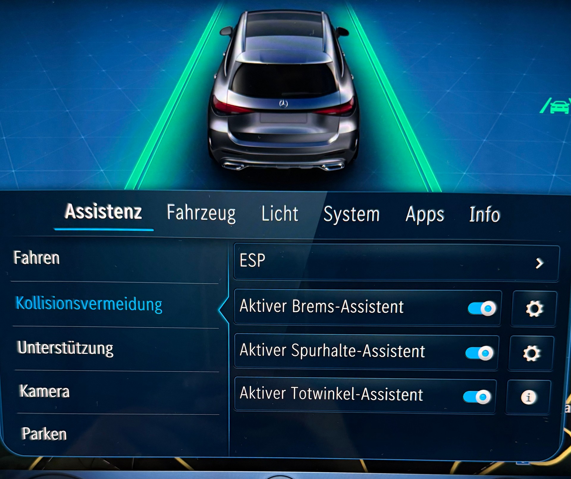 MERCEDES-BENZ GLC 300 e 4MATIC EQ Star - 14