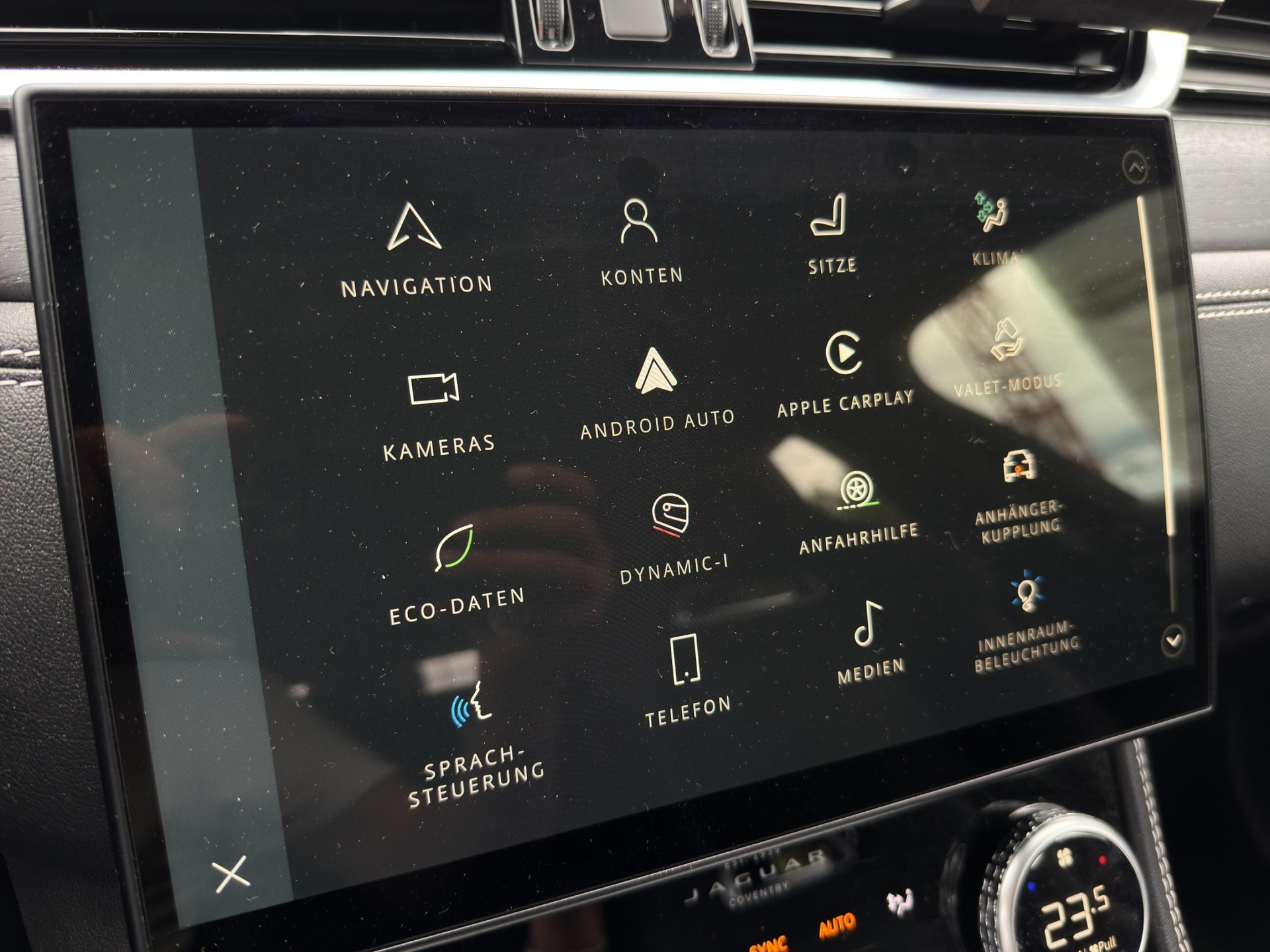 JAGUAR F-Pace 3.0 D I6 R-Dynamic HSE AWD - 13