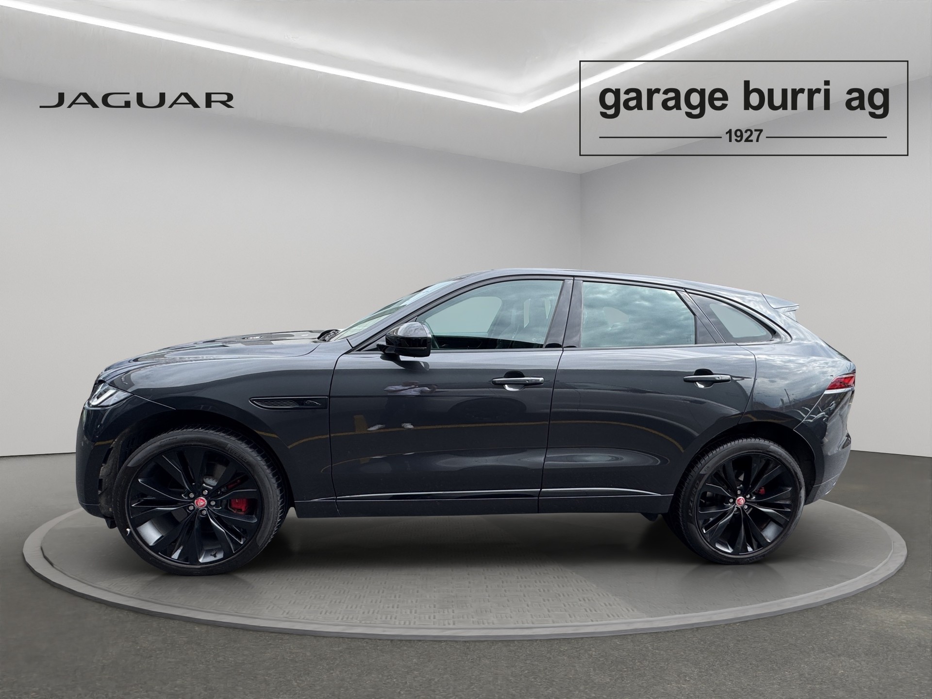 JAGUAR F-Pace 3.0 D I6 R-Dynamic HSE AWD - 3