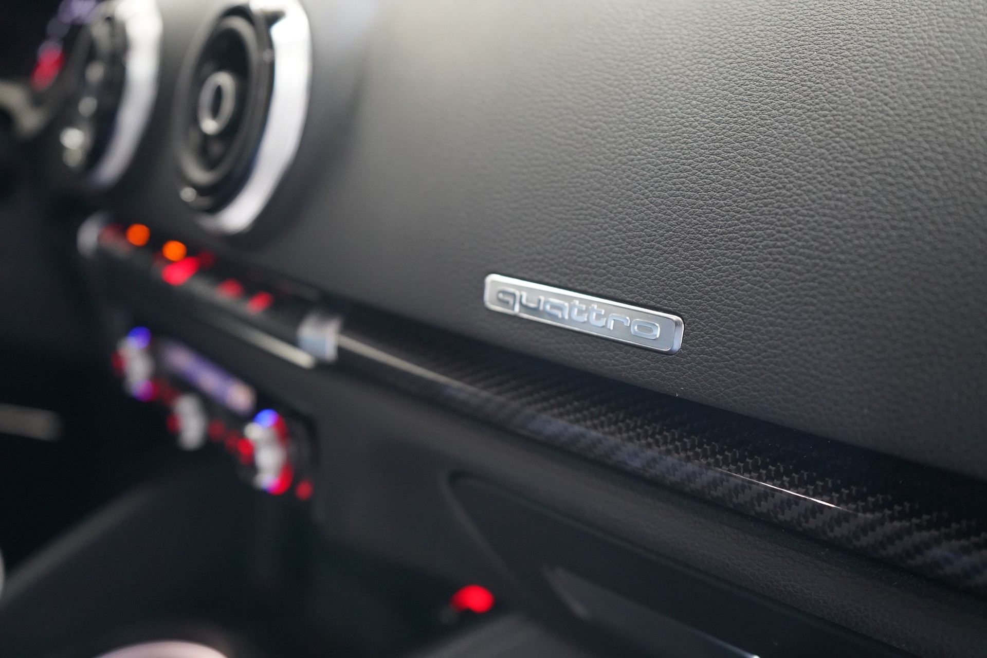 AUDI RS3 2.5 TSI quattro S-tronic / Oettinger 430Ps. - 28