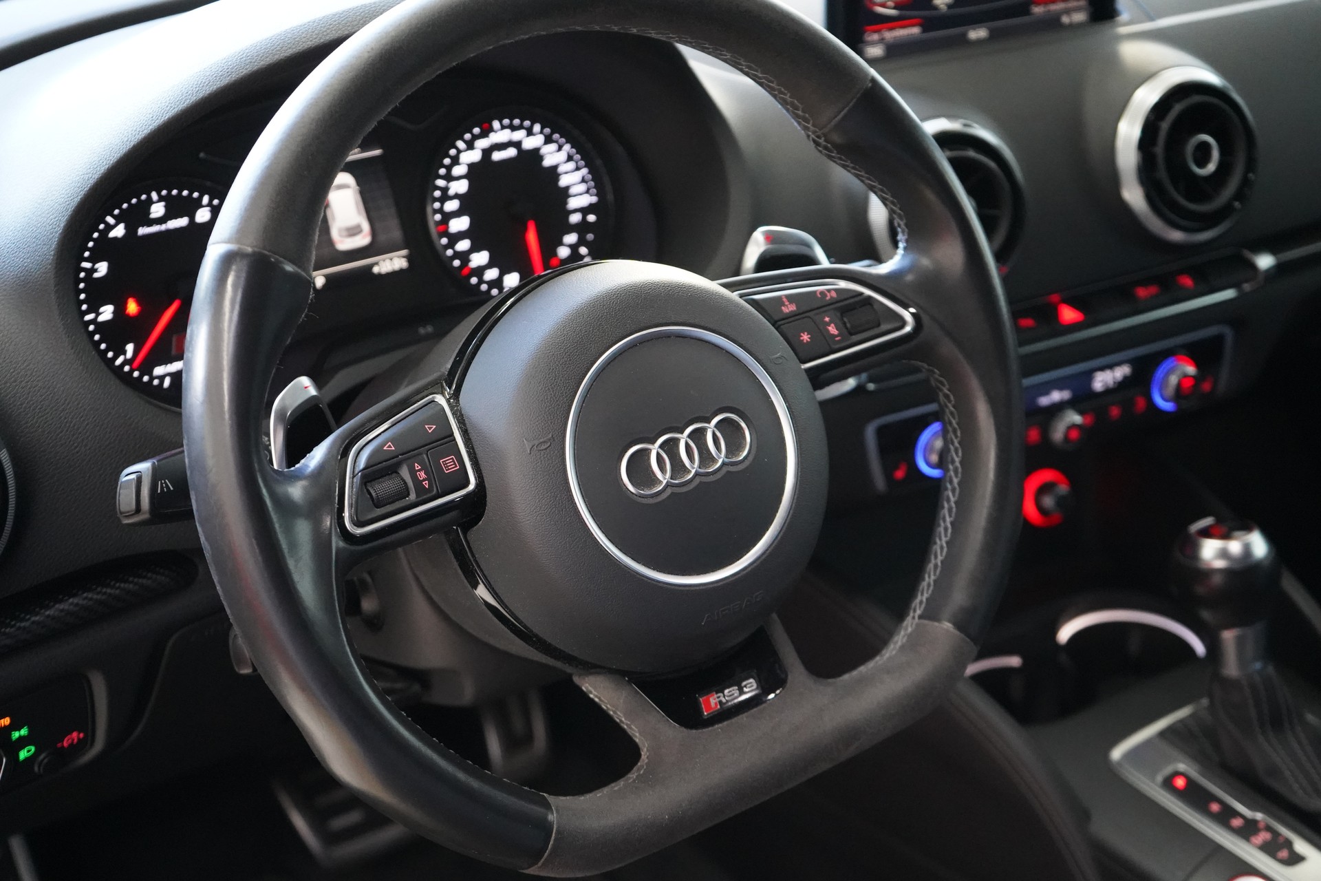 AUDI RS3 2.5 TSI quattro S-tronic / Oettinger 430Ps. - 17