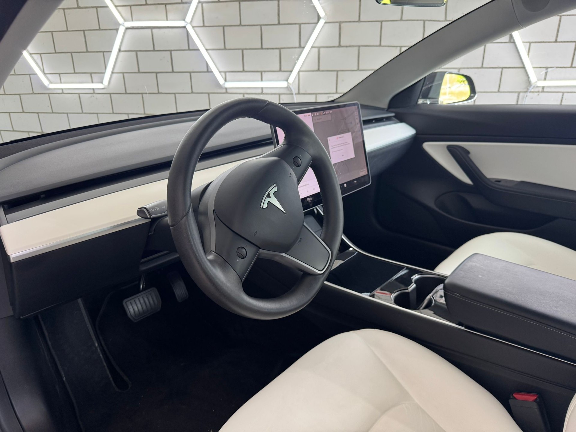 TESLA Model 3 Long Range Dual Motor AWD - 5