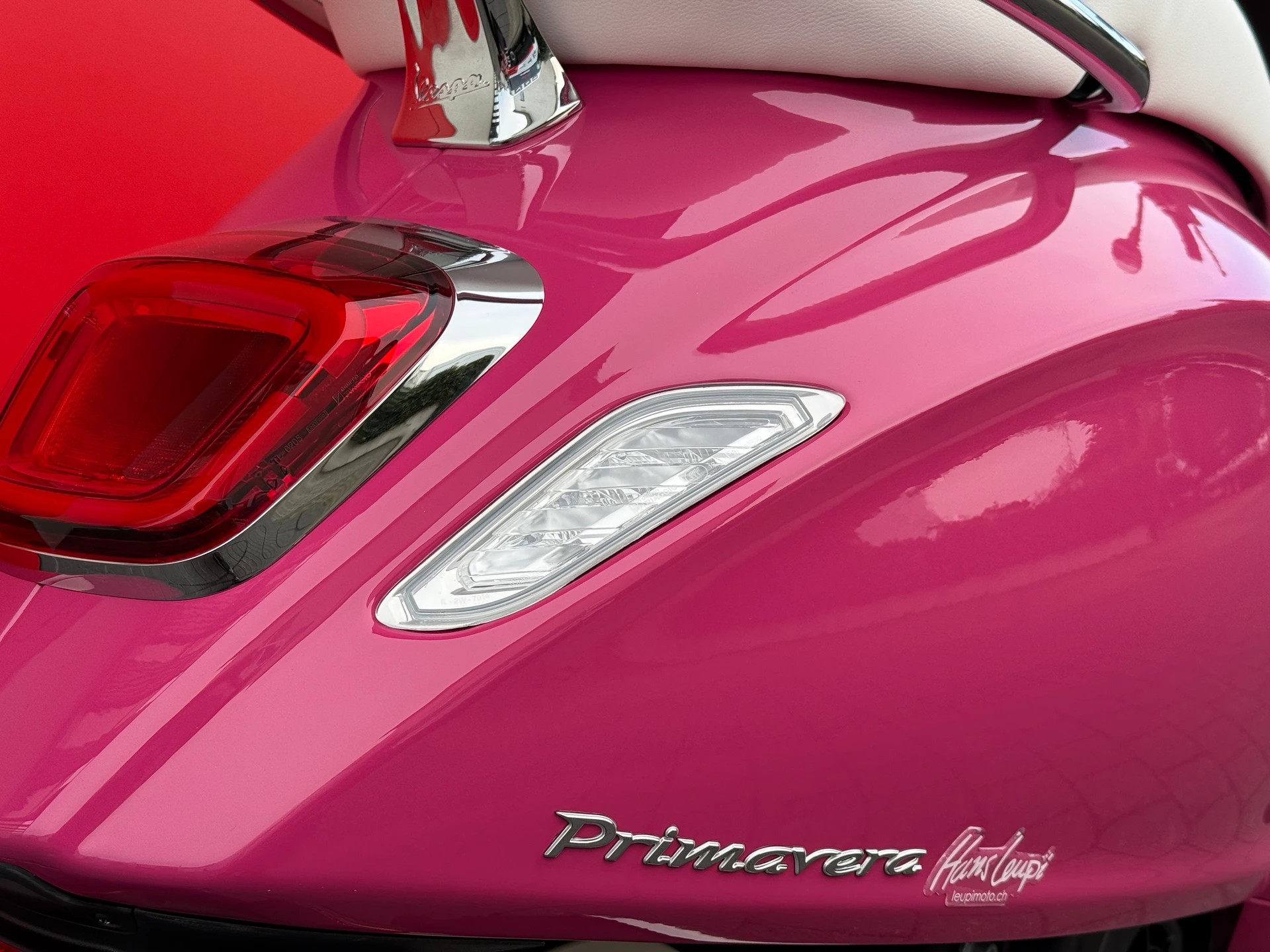PIAGGIO Vespa 125 Primavera ABS Shocking Rosa 801 Tailor Made - 11