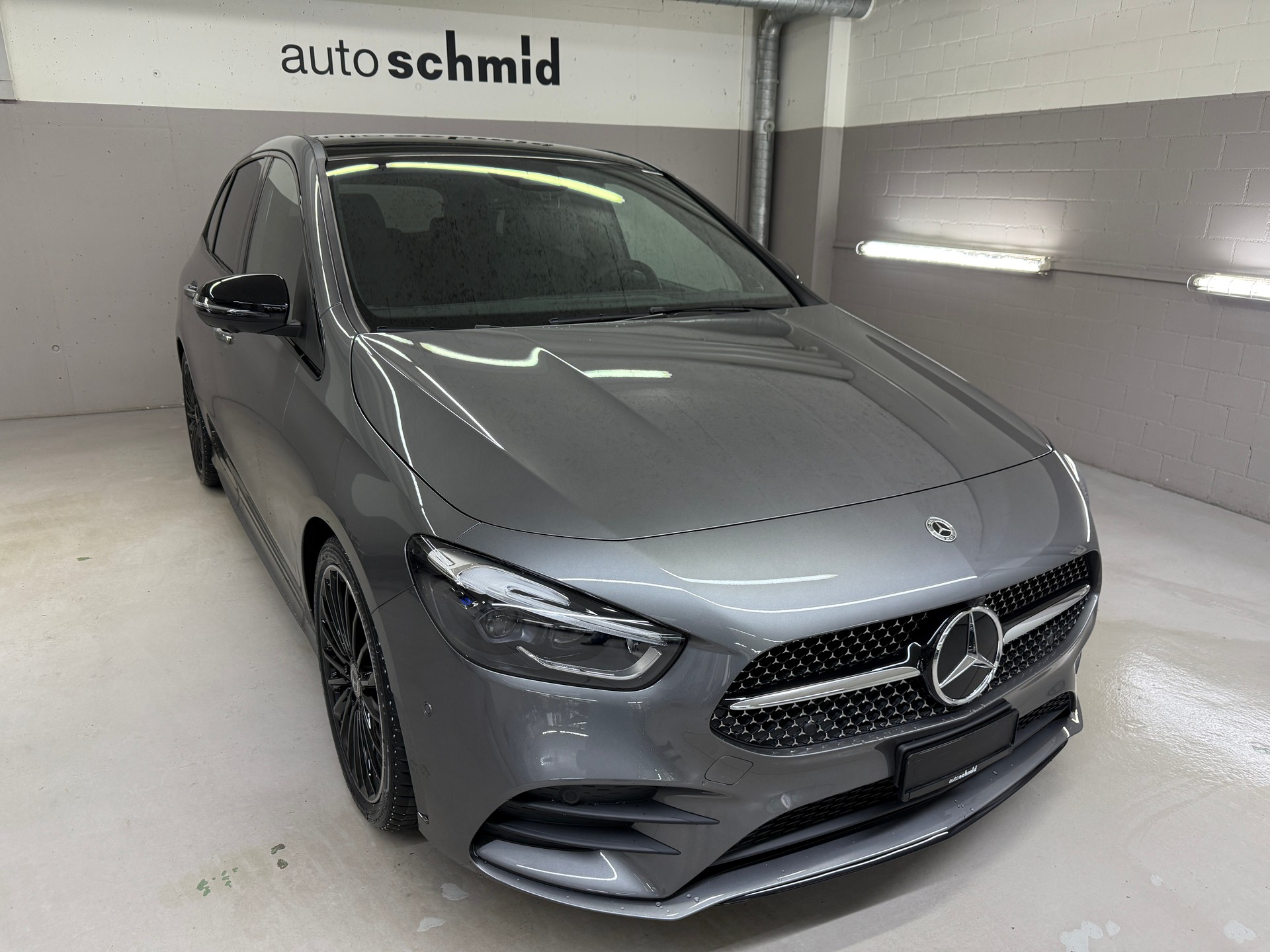 MERCEDES-BENZ B 220 4MATIC