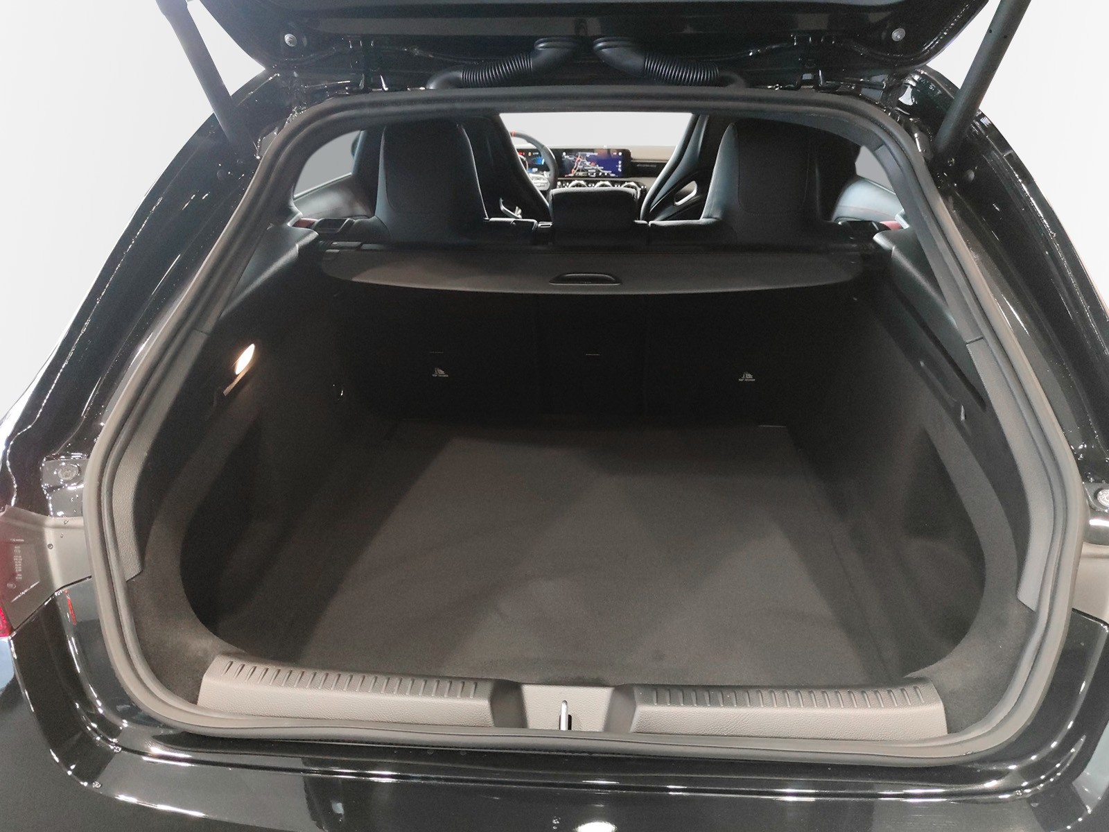 MERCEDES-BENZ CLA 35 AMG 4Matic Shooting Brake - 8