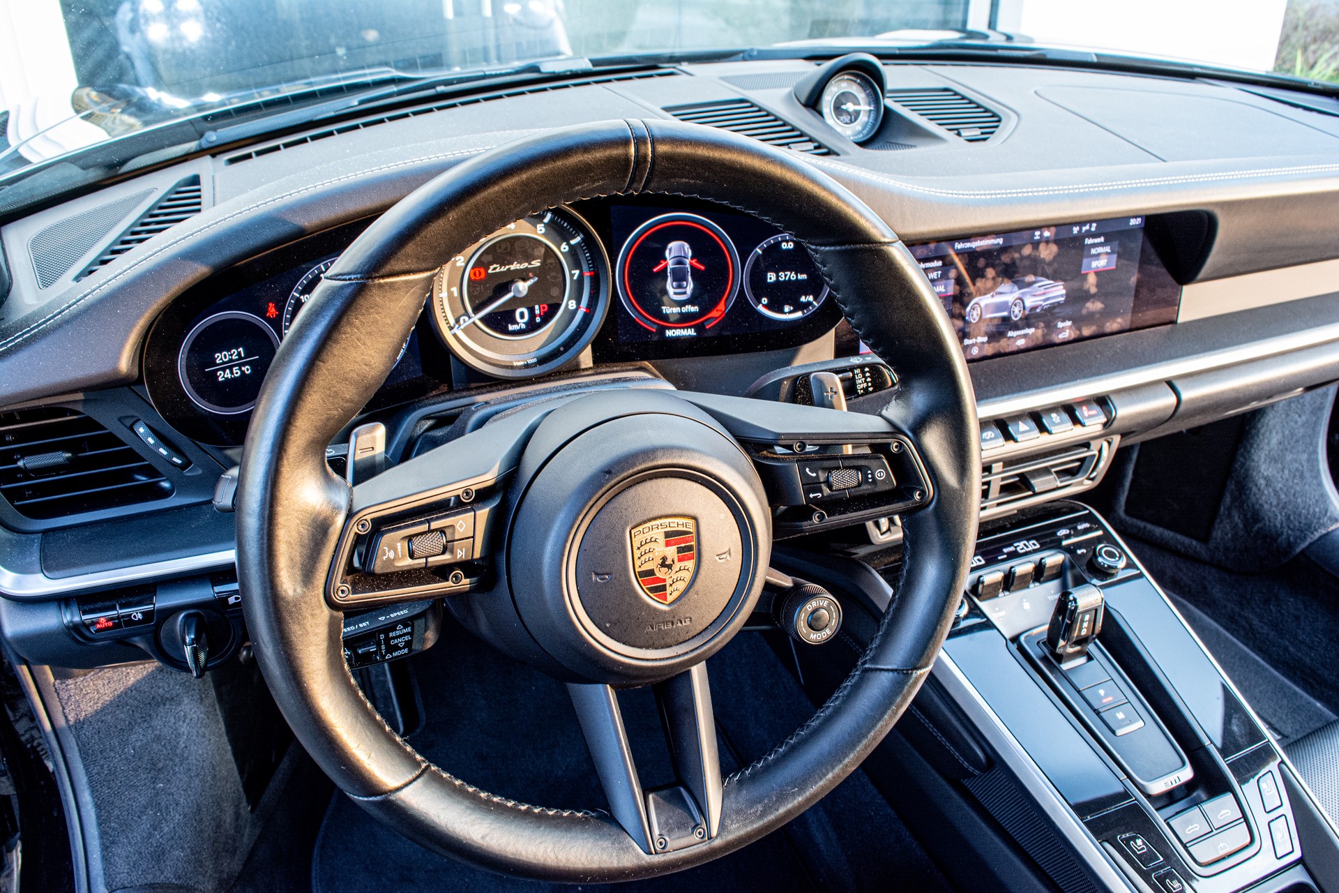 PORSCHE 911 Turbo S Cabriolet PDK - 21
