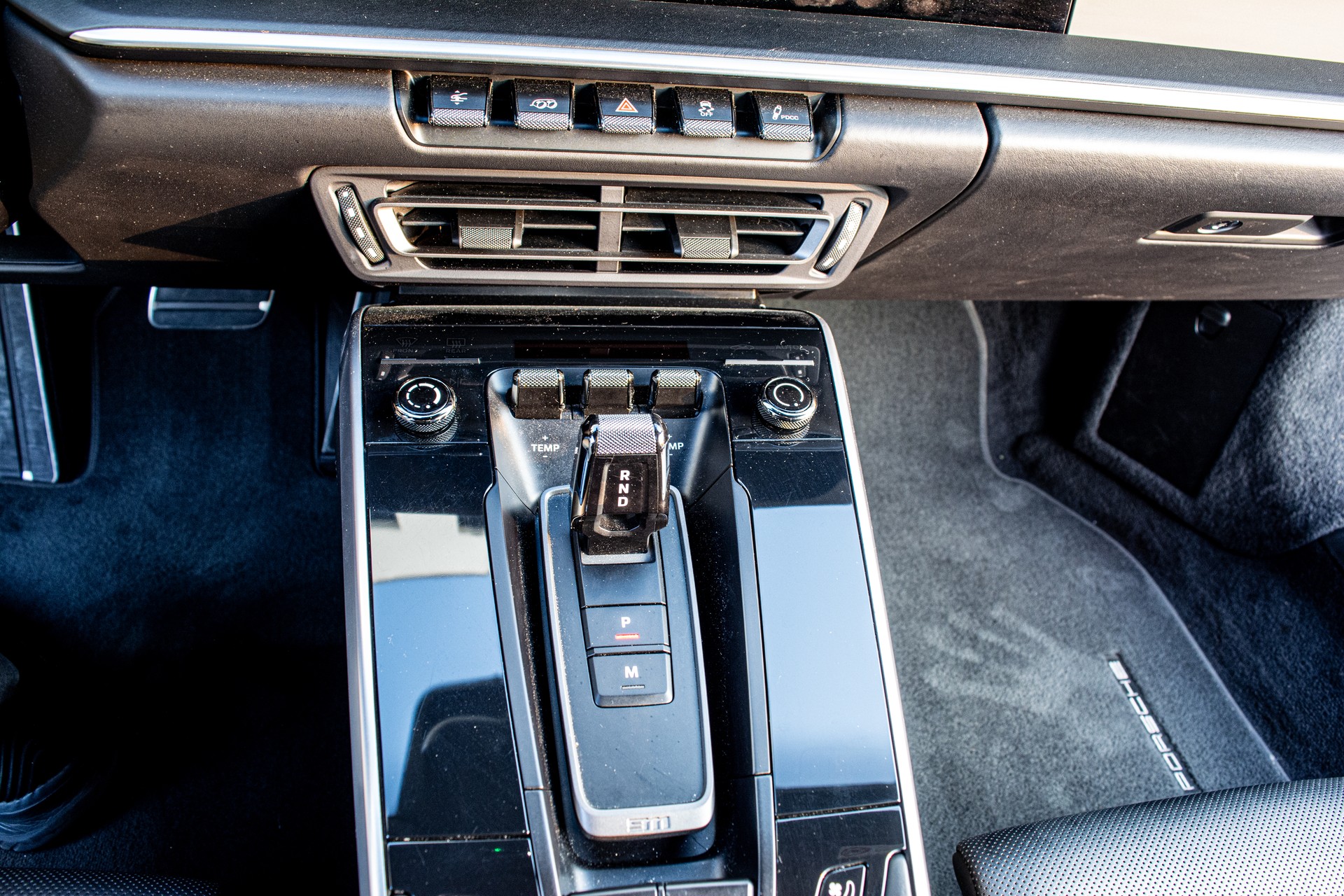 PORSCHE 911 Turbo S Cabriolet PDK - 22