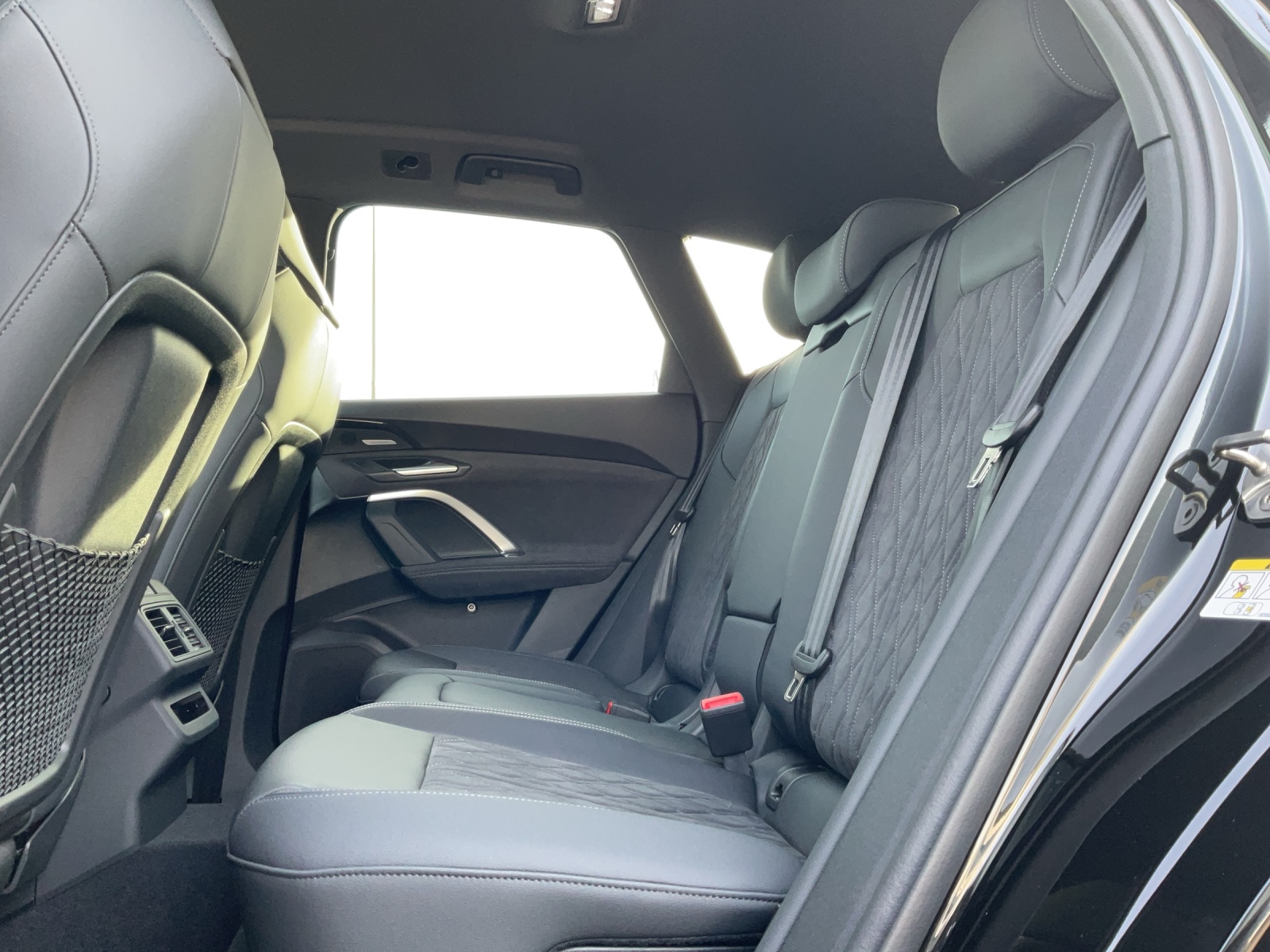 AUDI Q5 TFSI quatto 150 kW S-tronic - 11