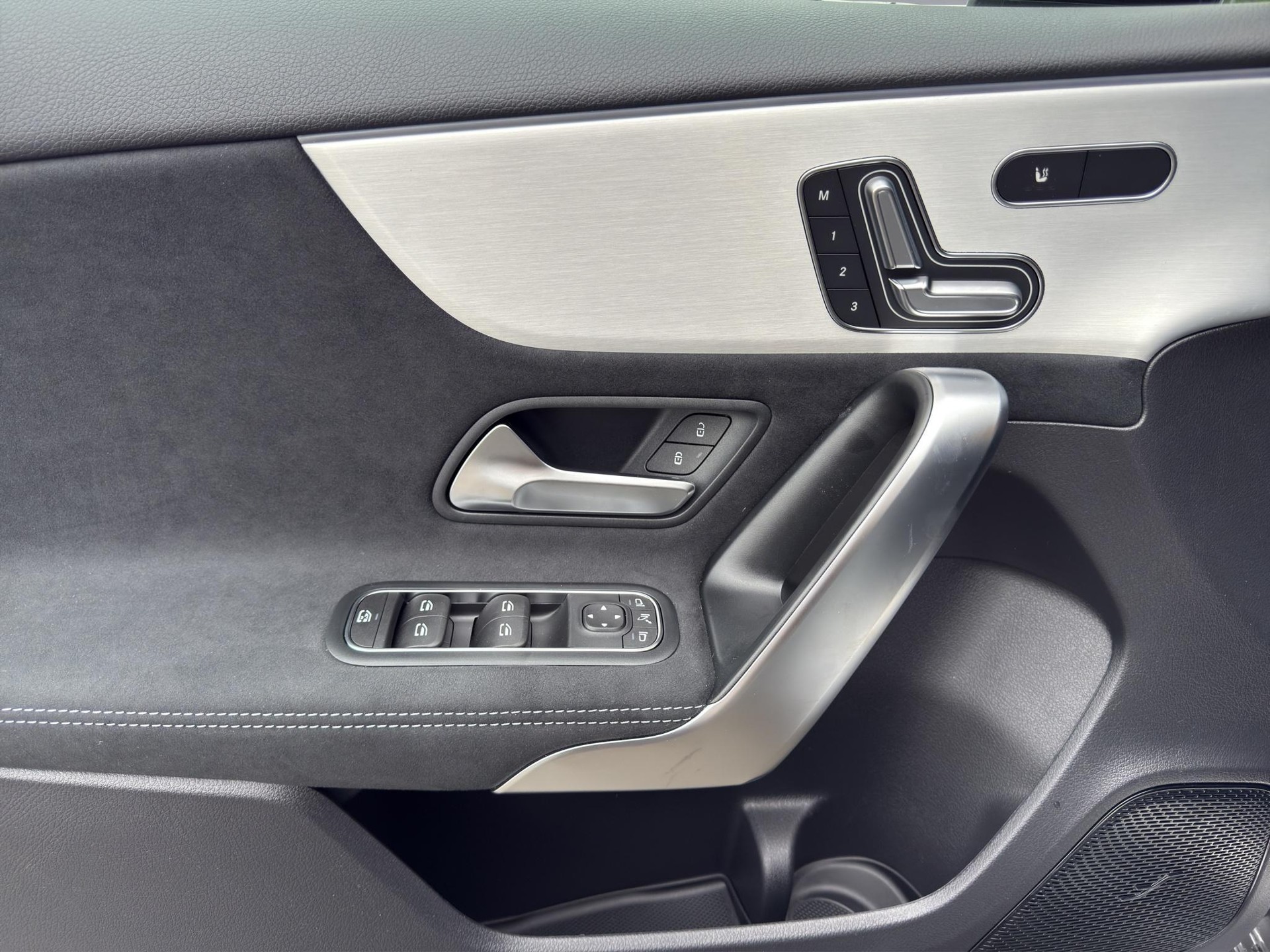 MERCEDES-BENZ A 200 Night Star - 10