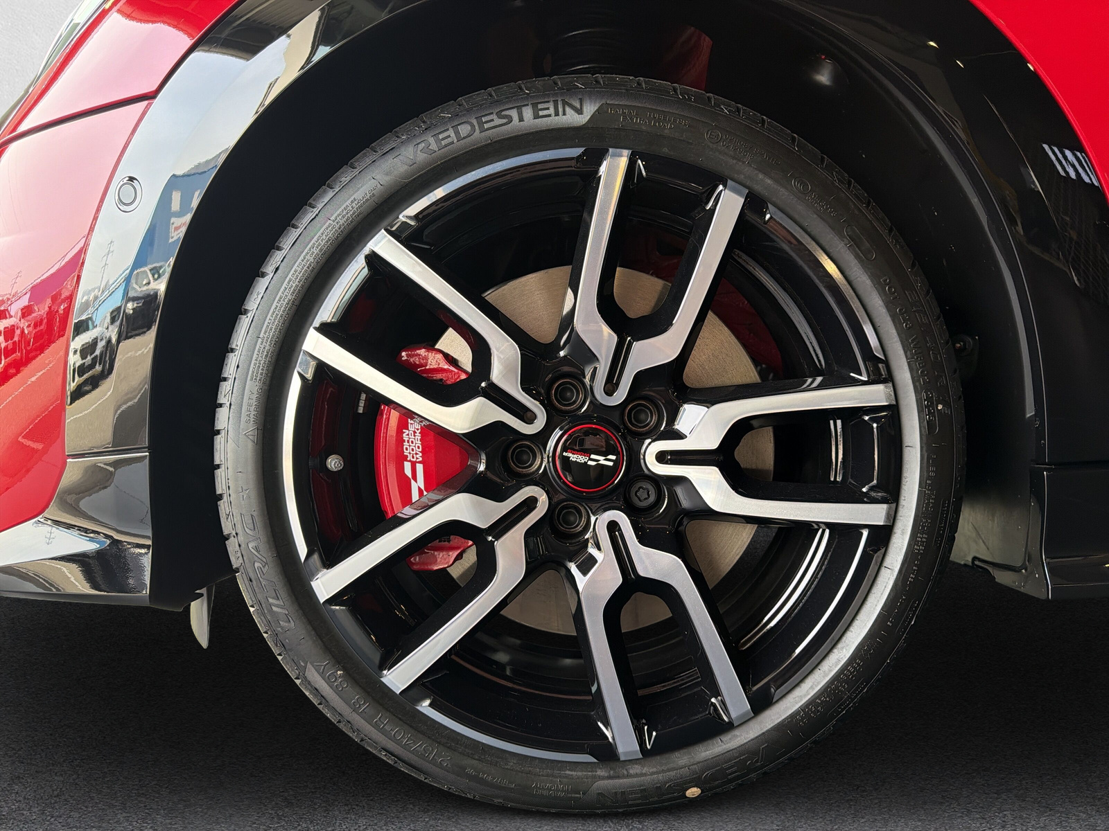 MINI Cooper John Cooper Works Cabriolet DKG - 8