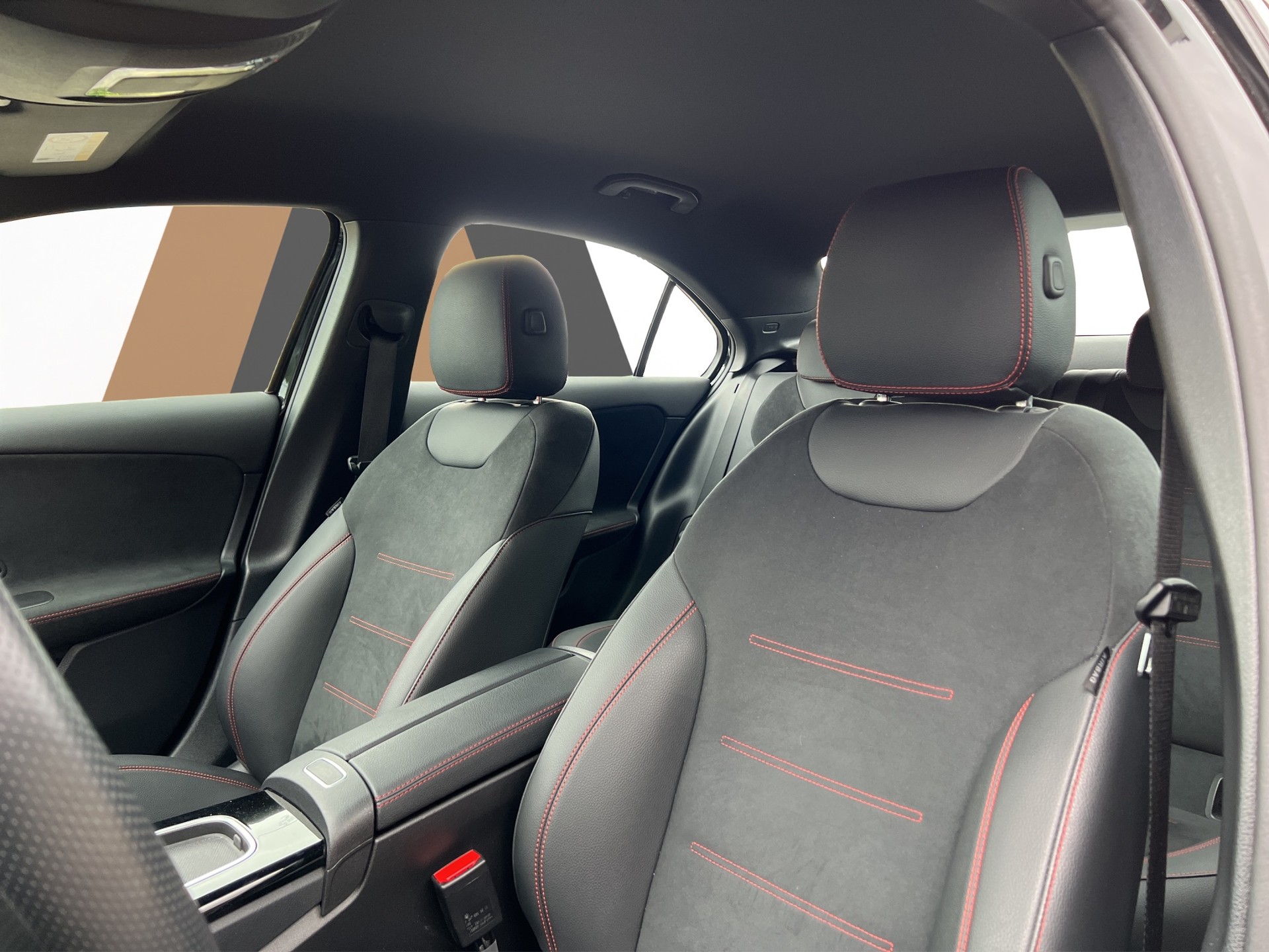 MERCEDES-BENZ A 250 AMG Line 4 Matic Limousine - 26