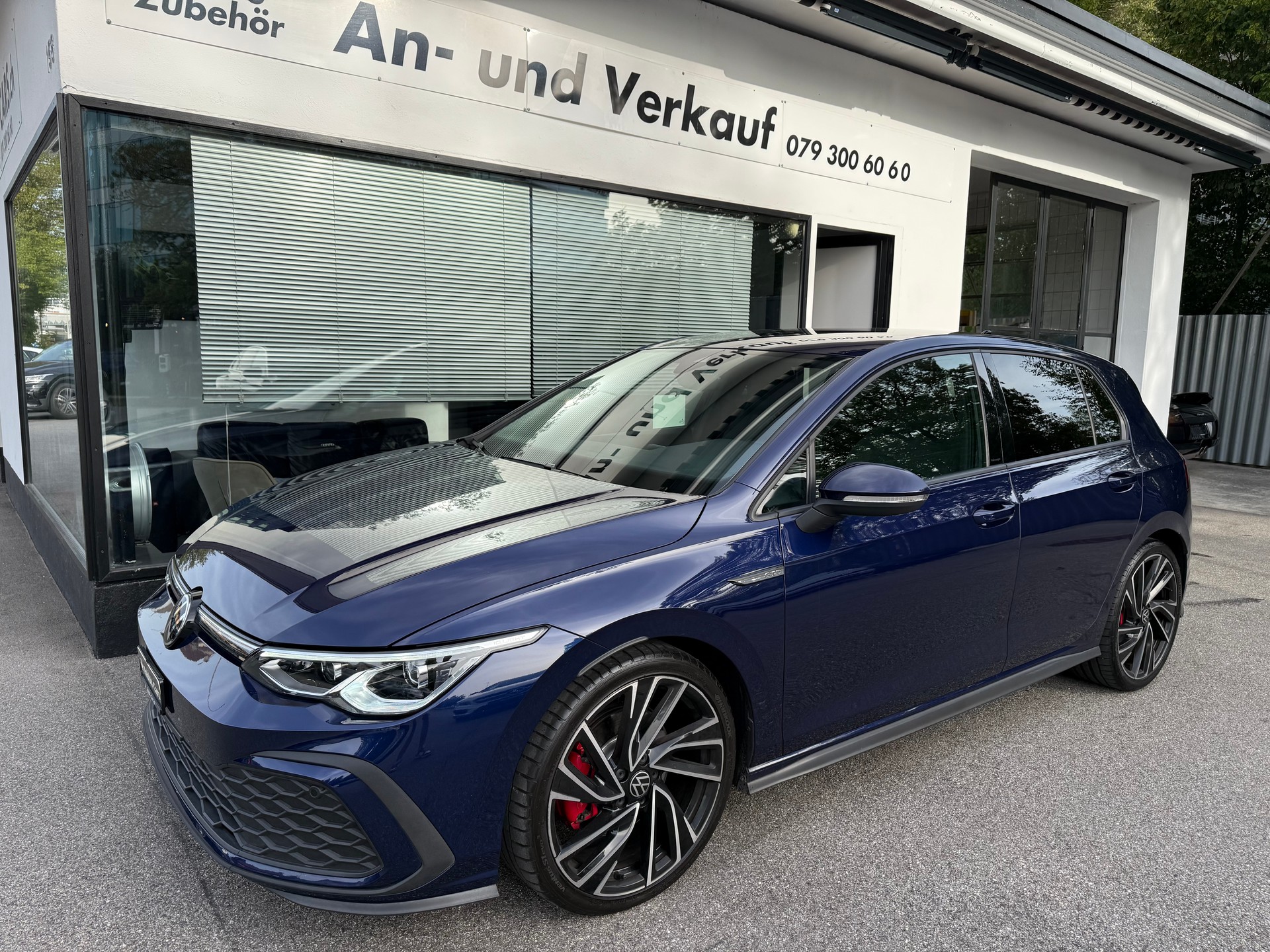VW Golf 2.0 TDI GTD DSG - 1
