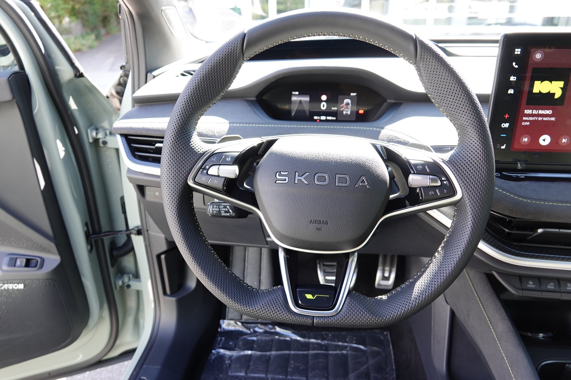 SKODA Elroq RS 4x4 - 13