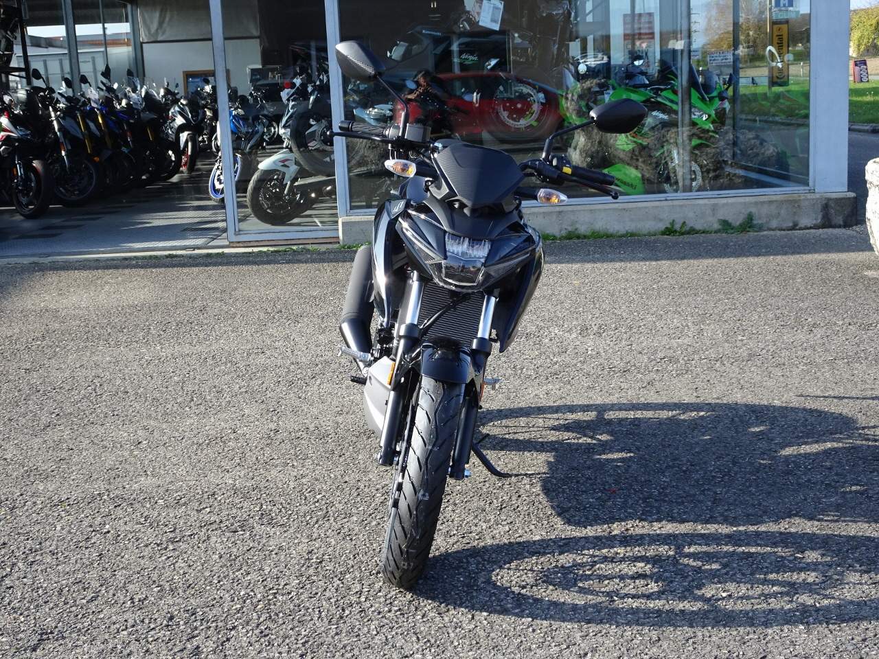 SUZUKI GSX-S 125 - 3