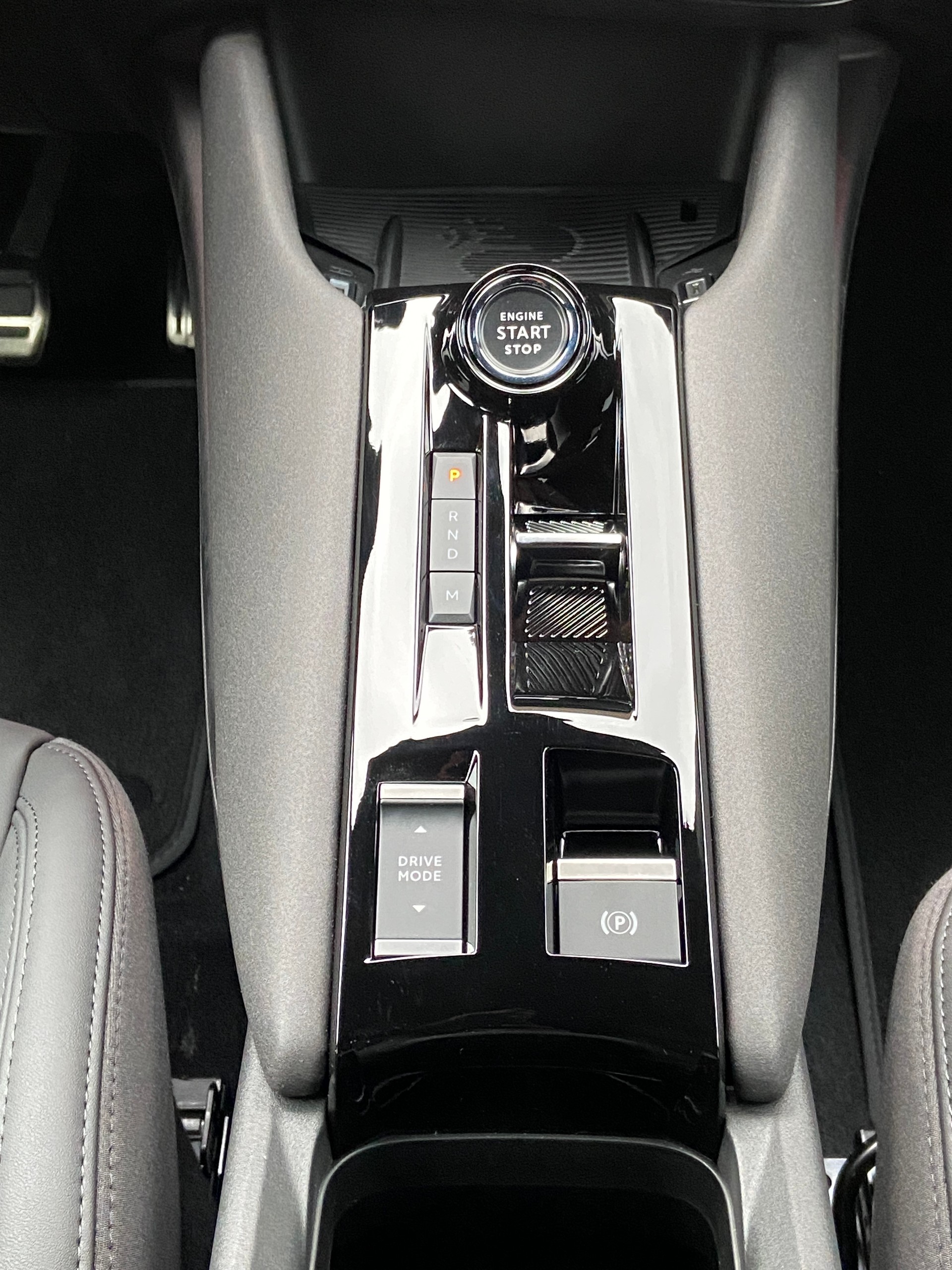 ALFA ROMEO Junior 1.2 48V Hybrid Speciale Tech - 10