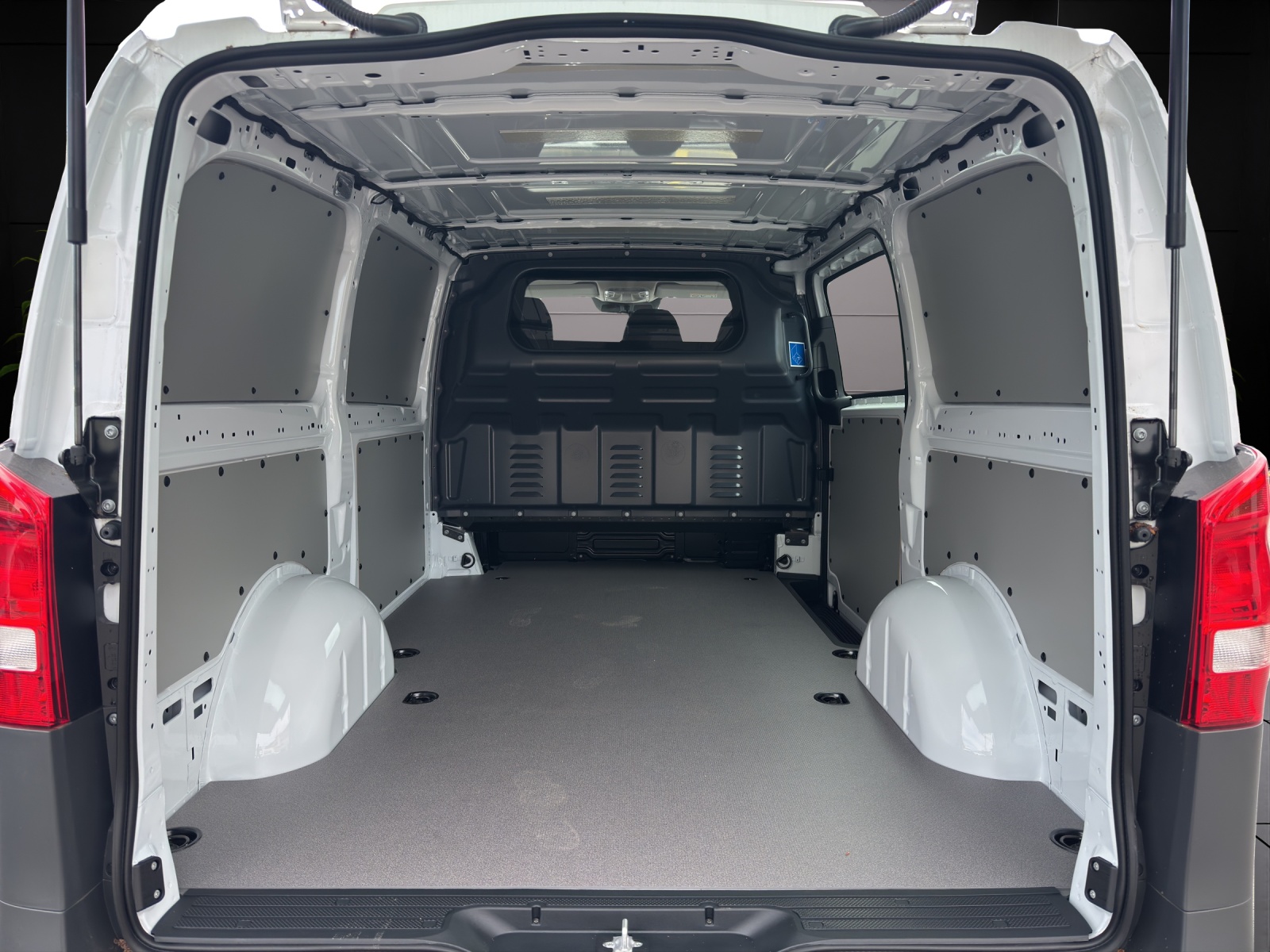 MERCEDES-BENZ Vito 116 CDI Lang 9G-Tronic 4M Pro - 6