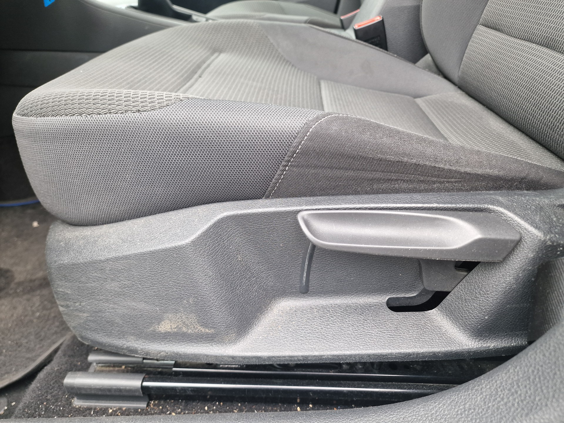 VW Golf 2.0 TDI Comfortline 4Motion 8x Alu 12Mt Gara - 8